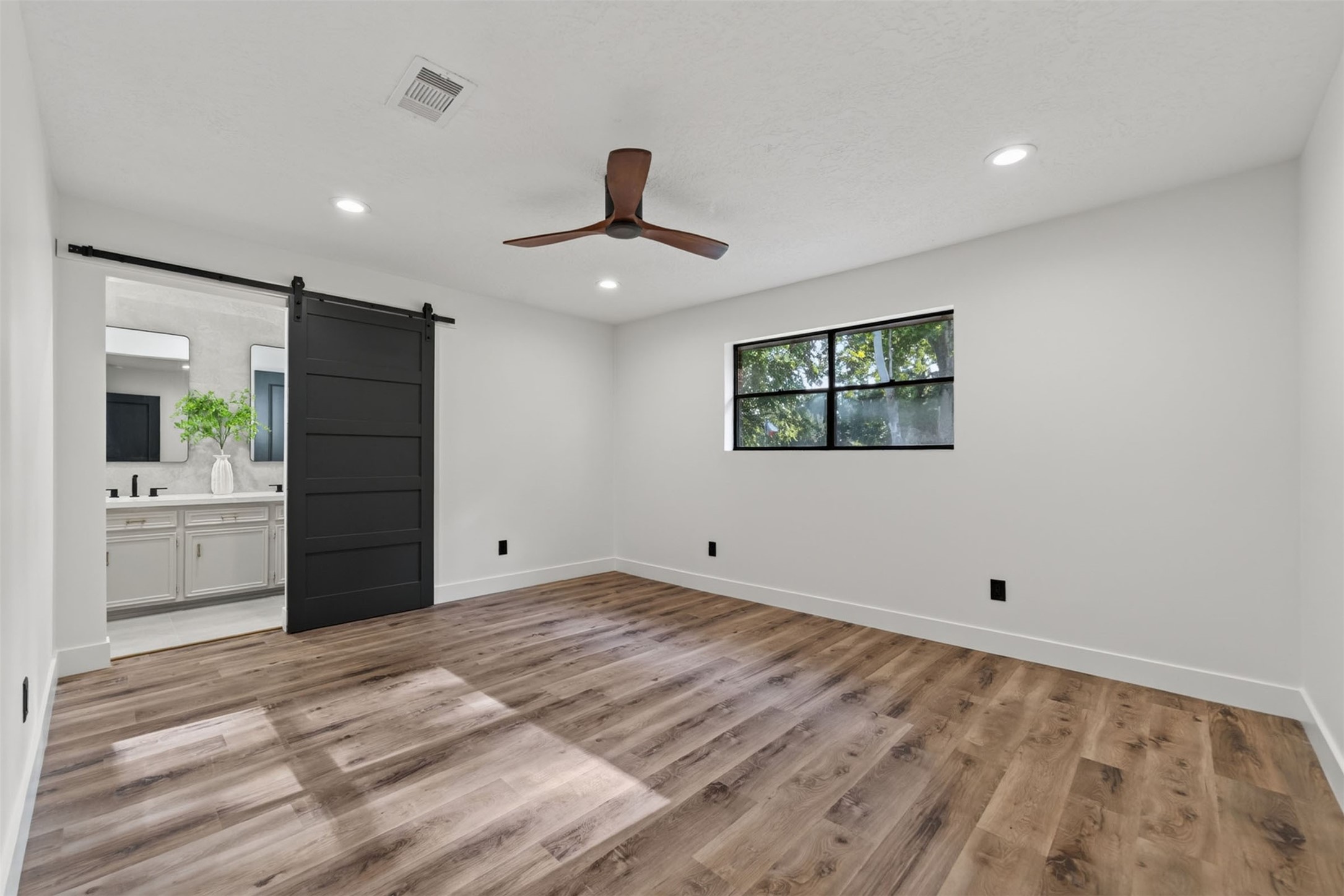 711 Baker Drive Property Photo 19
