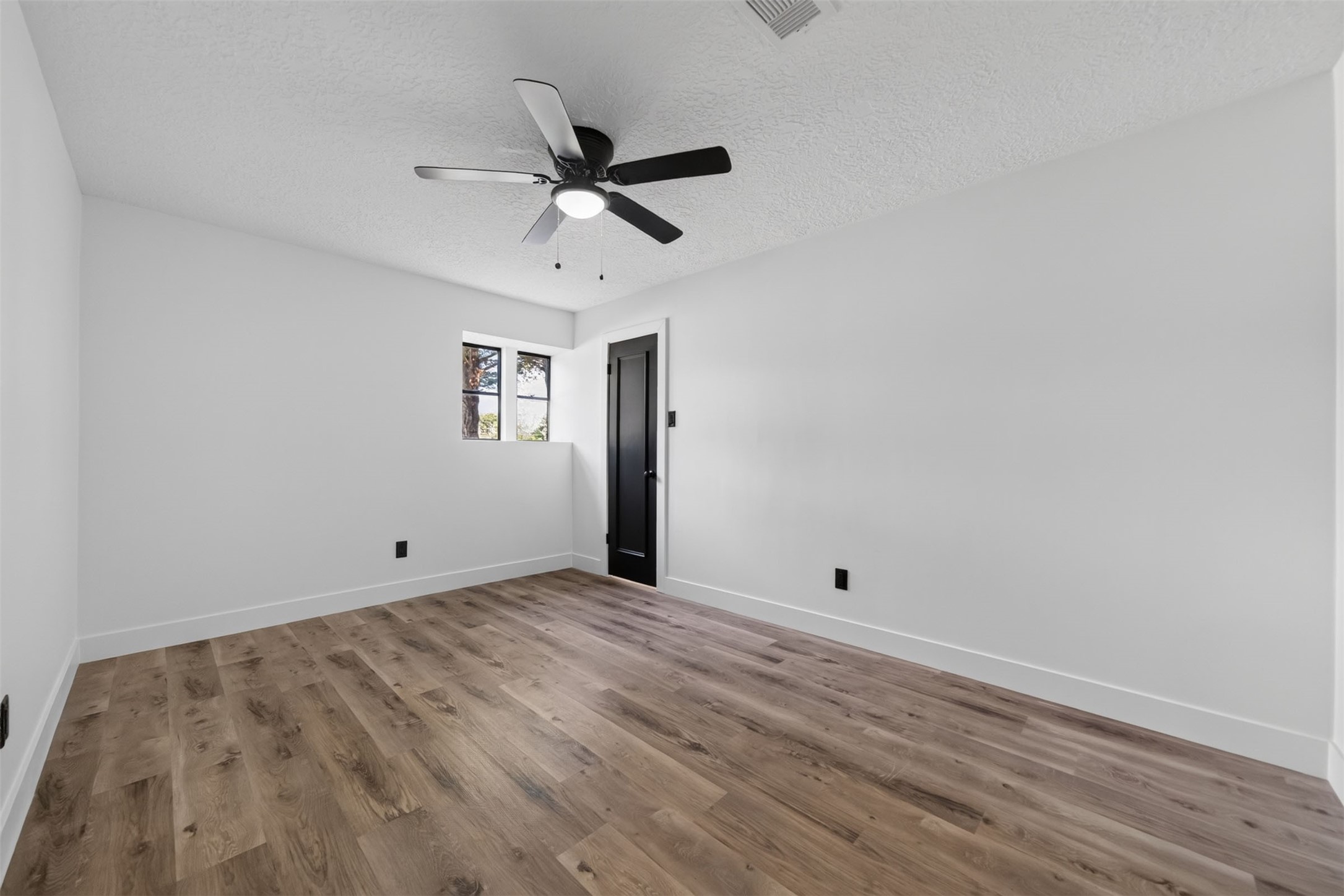 711 Baker Drive Property Photo 31