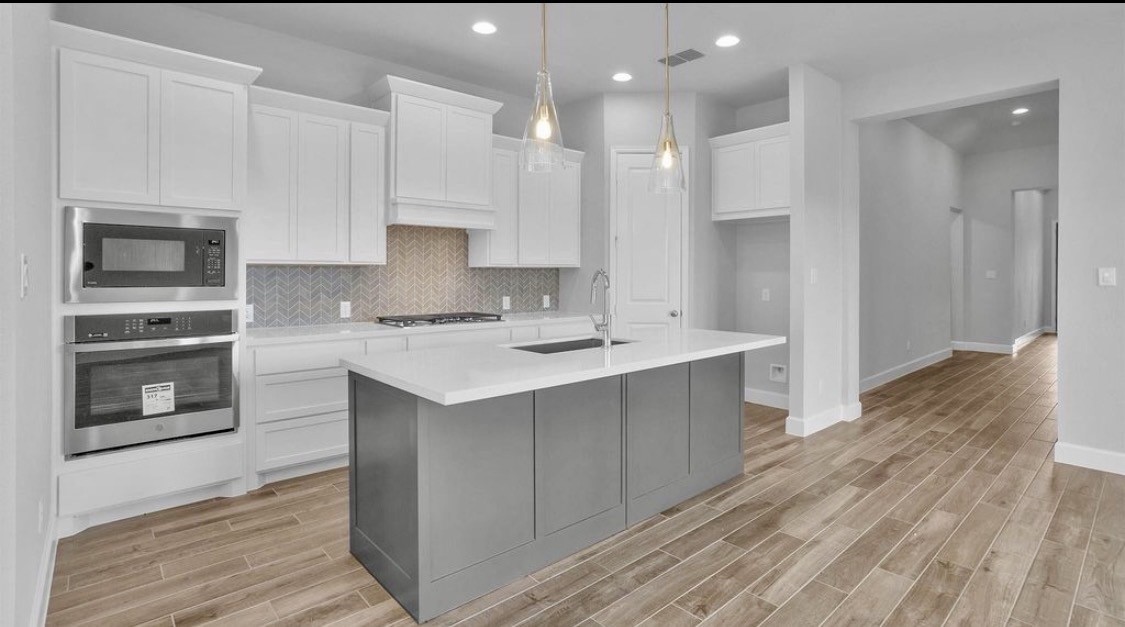 42841 Terraza Boulevard Property Photo 6
