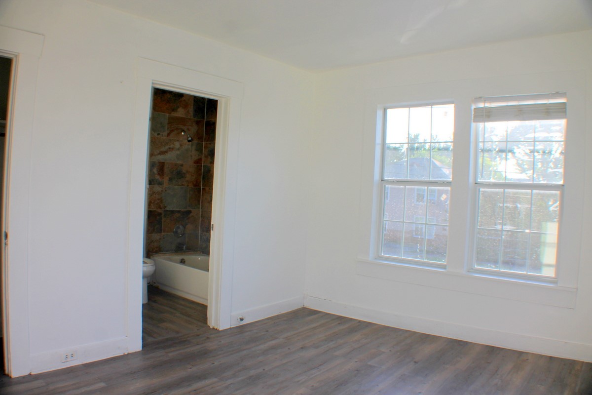 508 B Wayside Property Photo 2