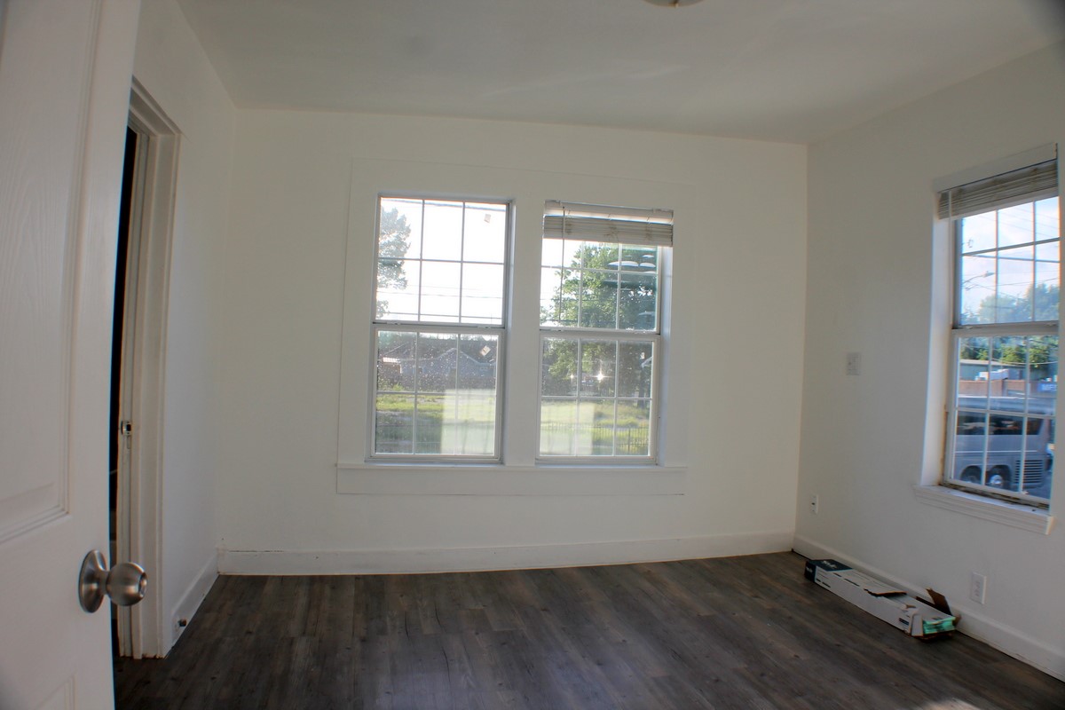508 B Wayside Property Photo 3