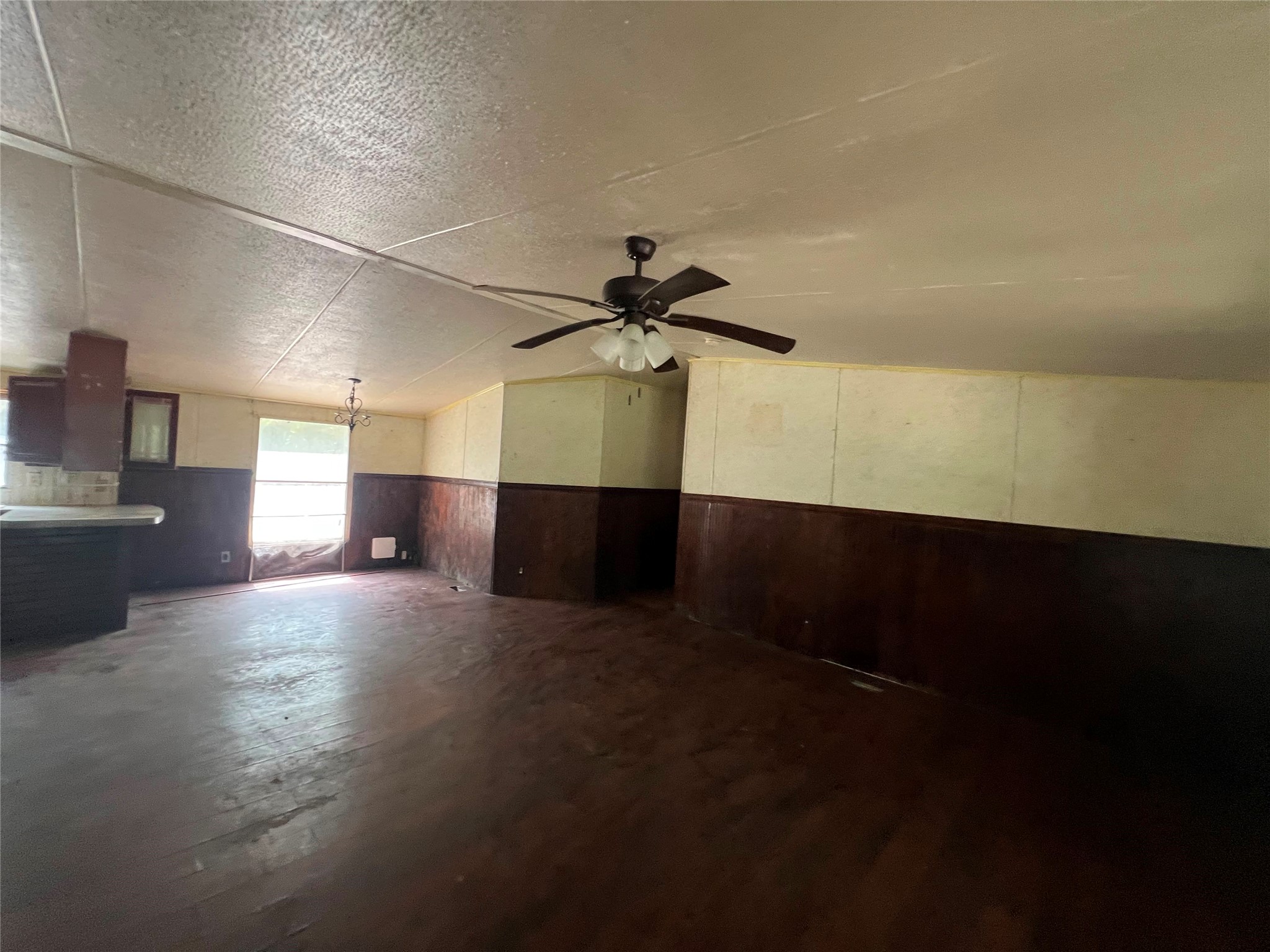 1036 Big Foot Wallace Trail Property Photo 7
