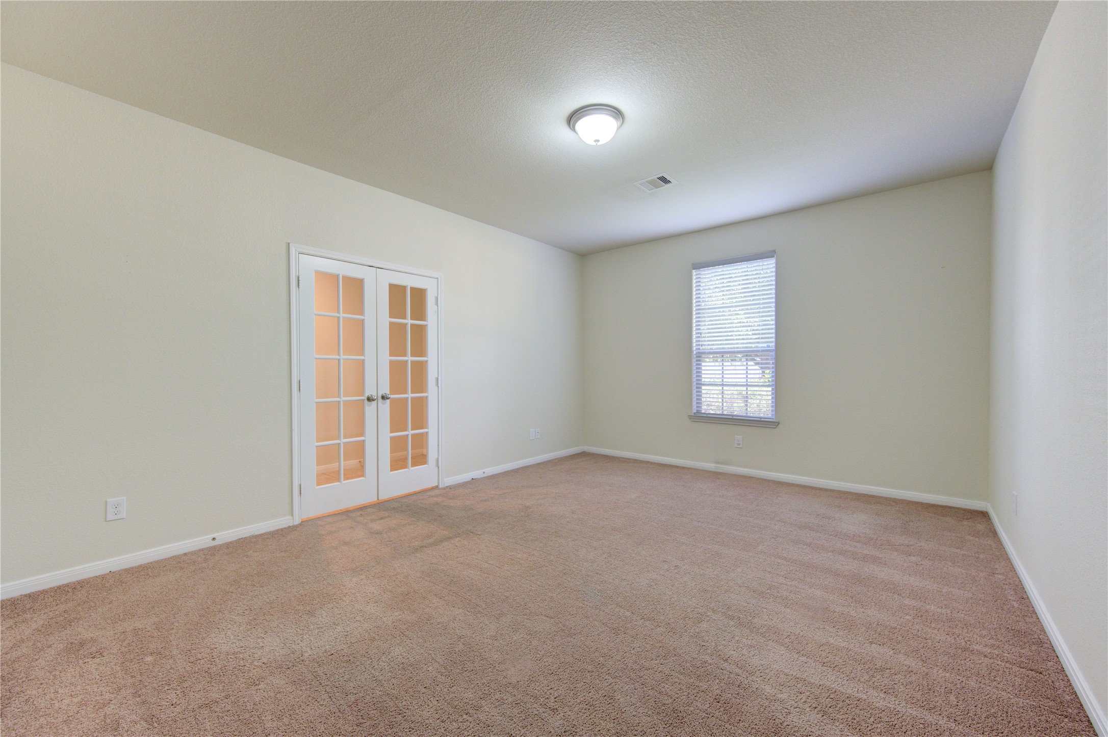 5318 Hickory Harvest Drive Property Photo 8