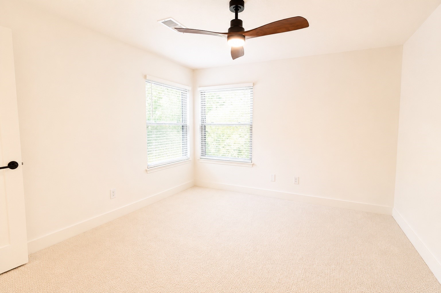 15 Mallard Glen Place Property Photo 27