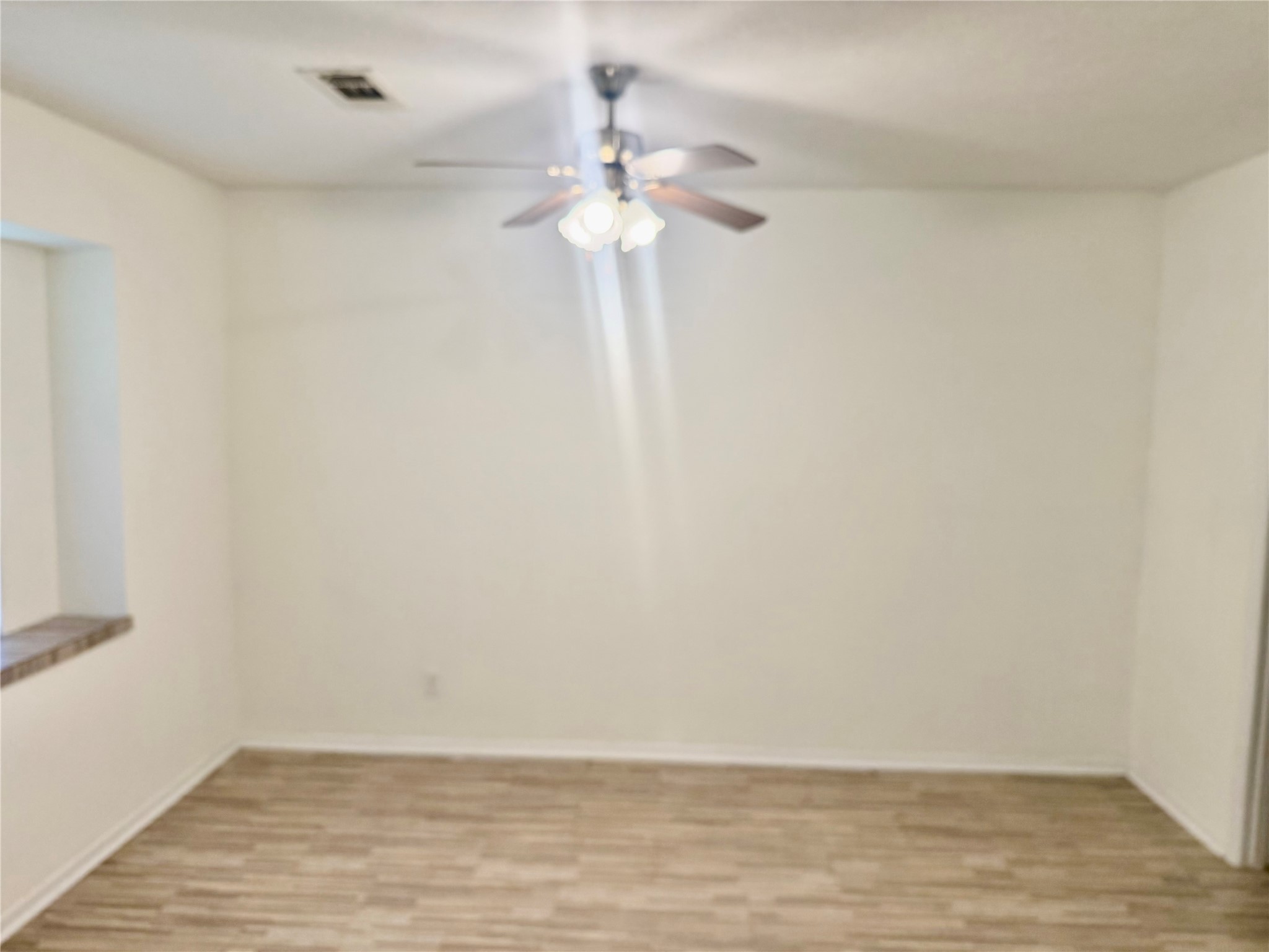 501 E Oak Street Property Photo 14
