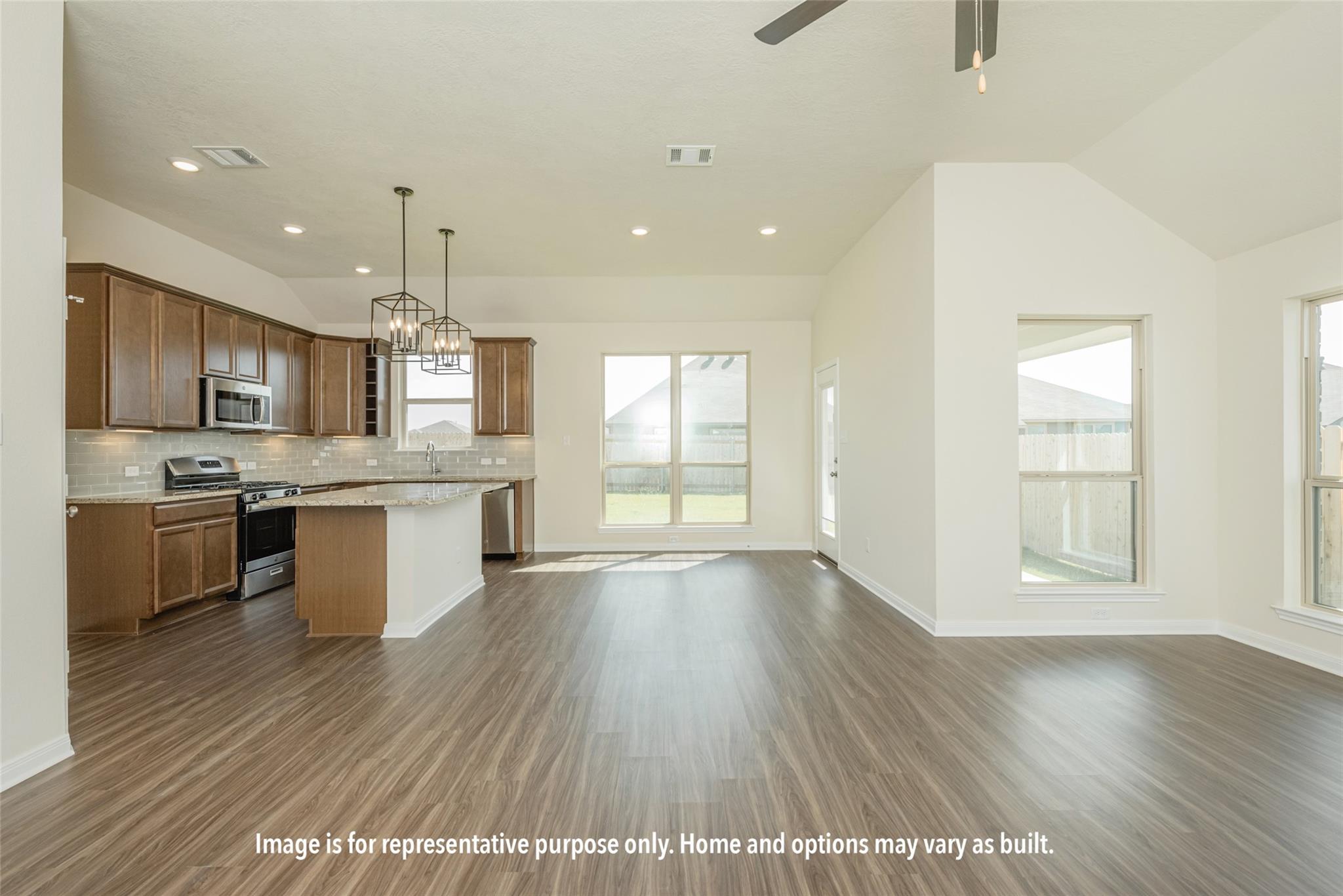2065 Winepress Road Property Photo 4