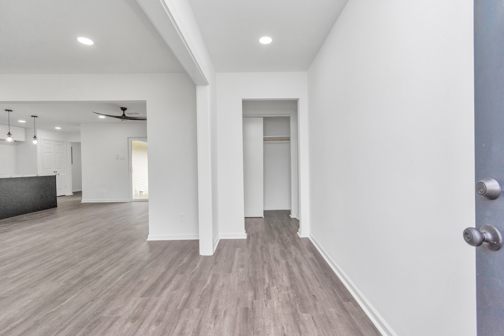 5006 Heatherbloom Drive Property Photo 3
