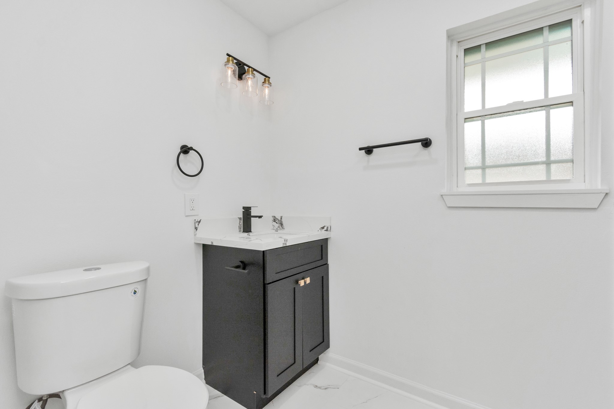 5006 Heatherbloom Drive Property Photo 7
