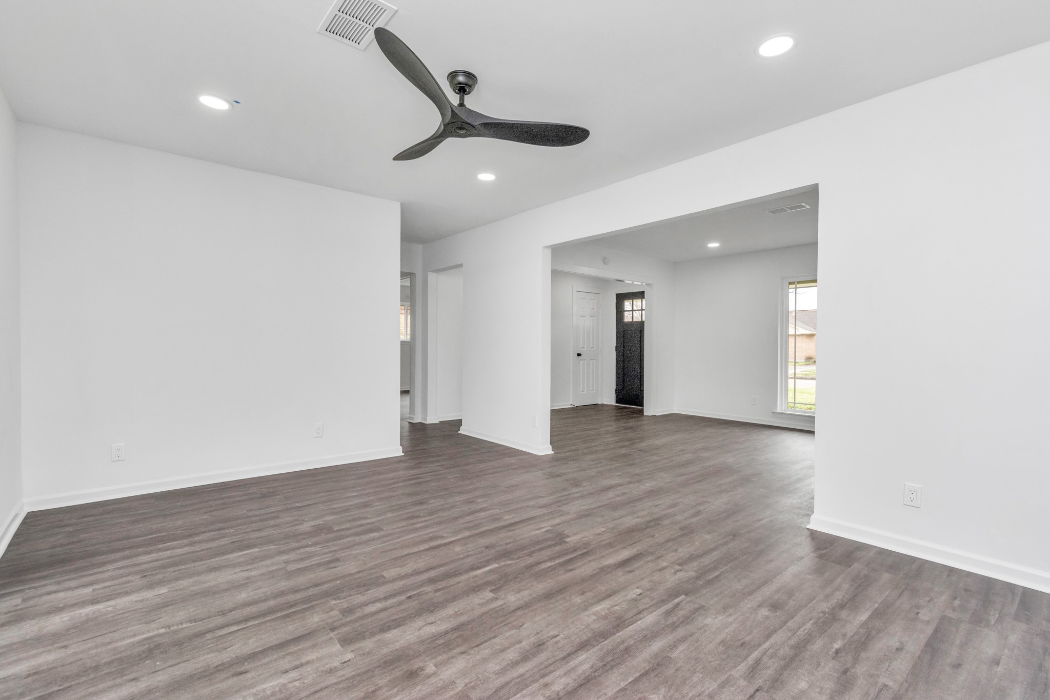 5006 Heatherbloom Drive Property Photo 11