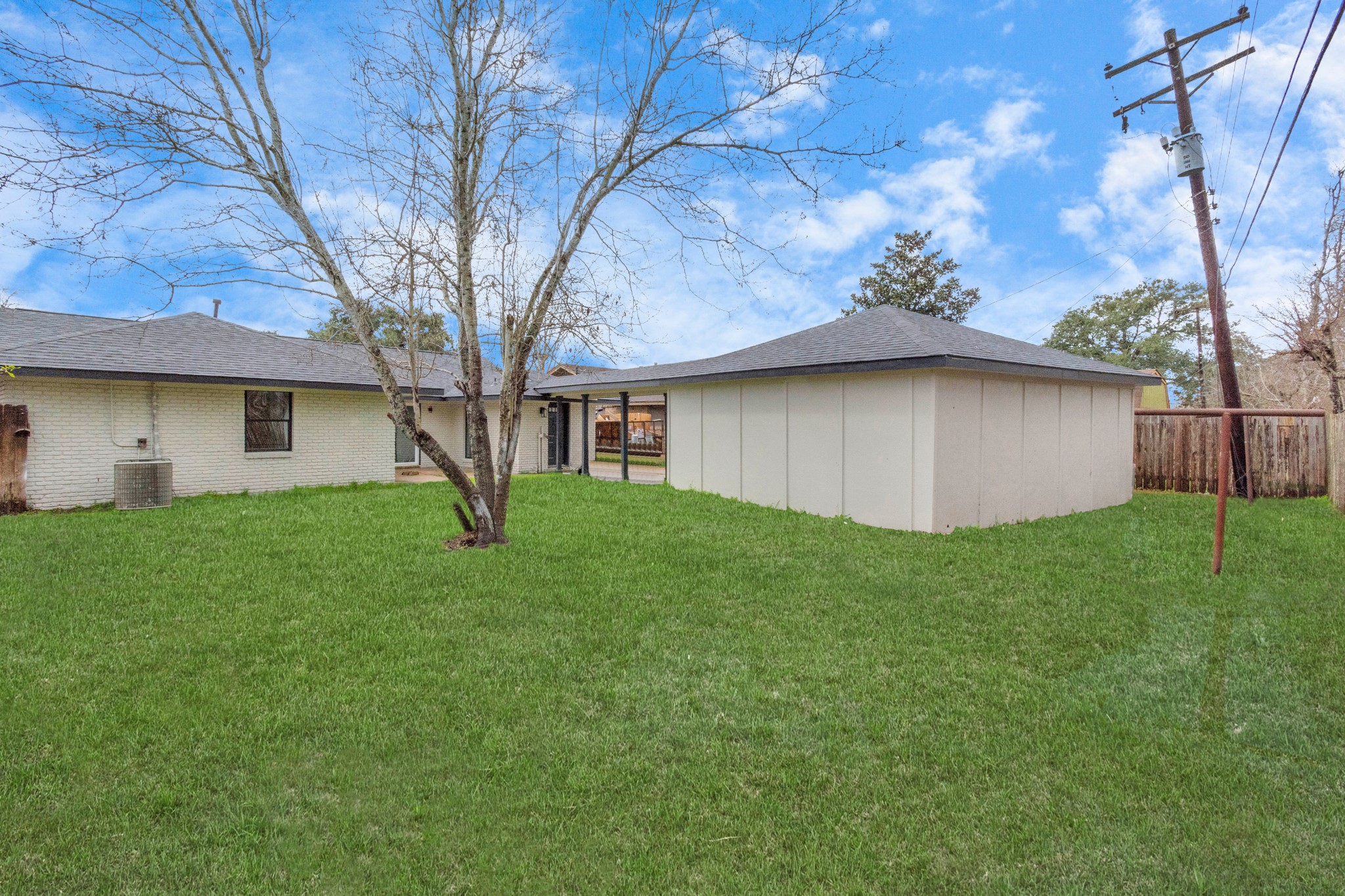 5006 Heatherbloom Drive Property Photo 17