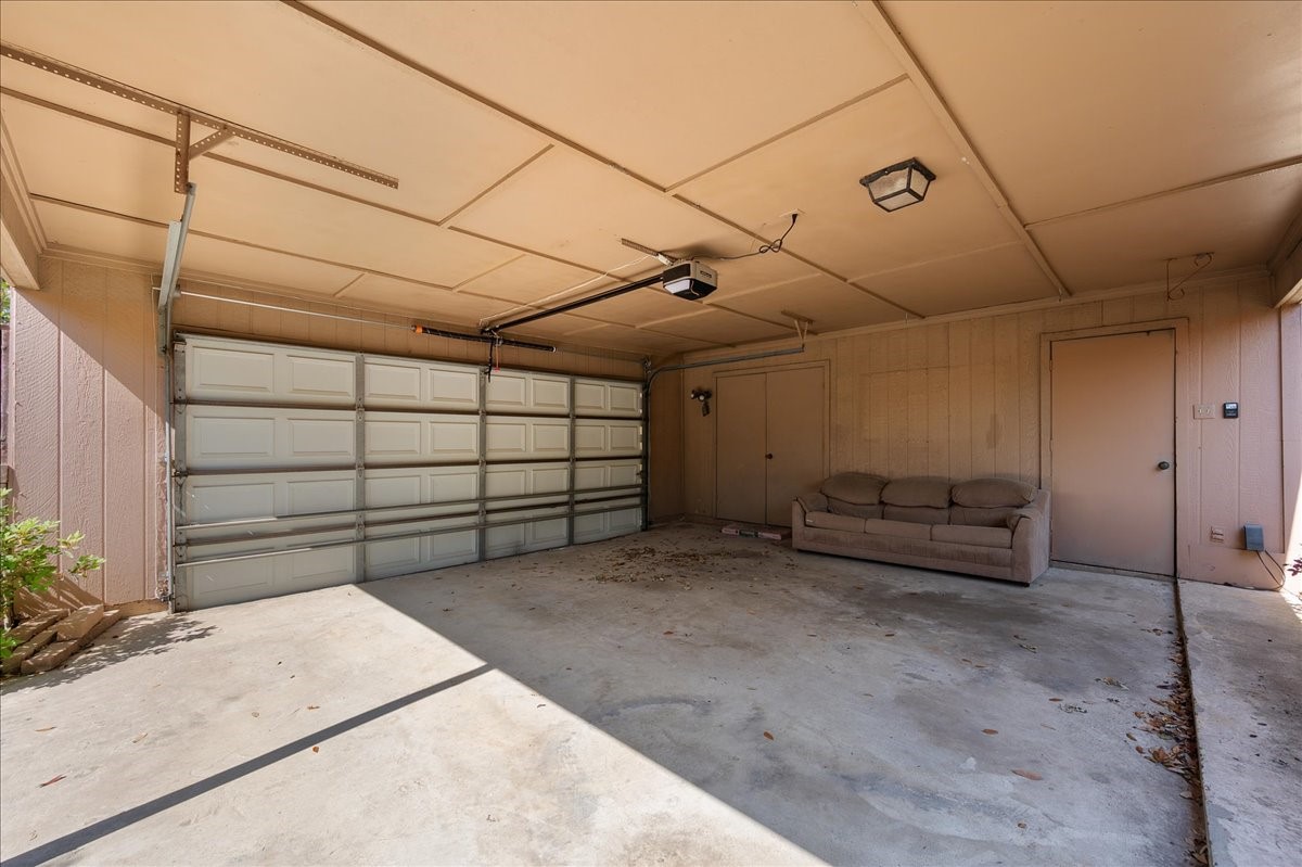 8342 Silvan Wind Lane Property Photo 11