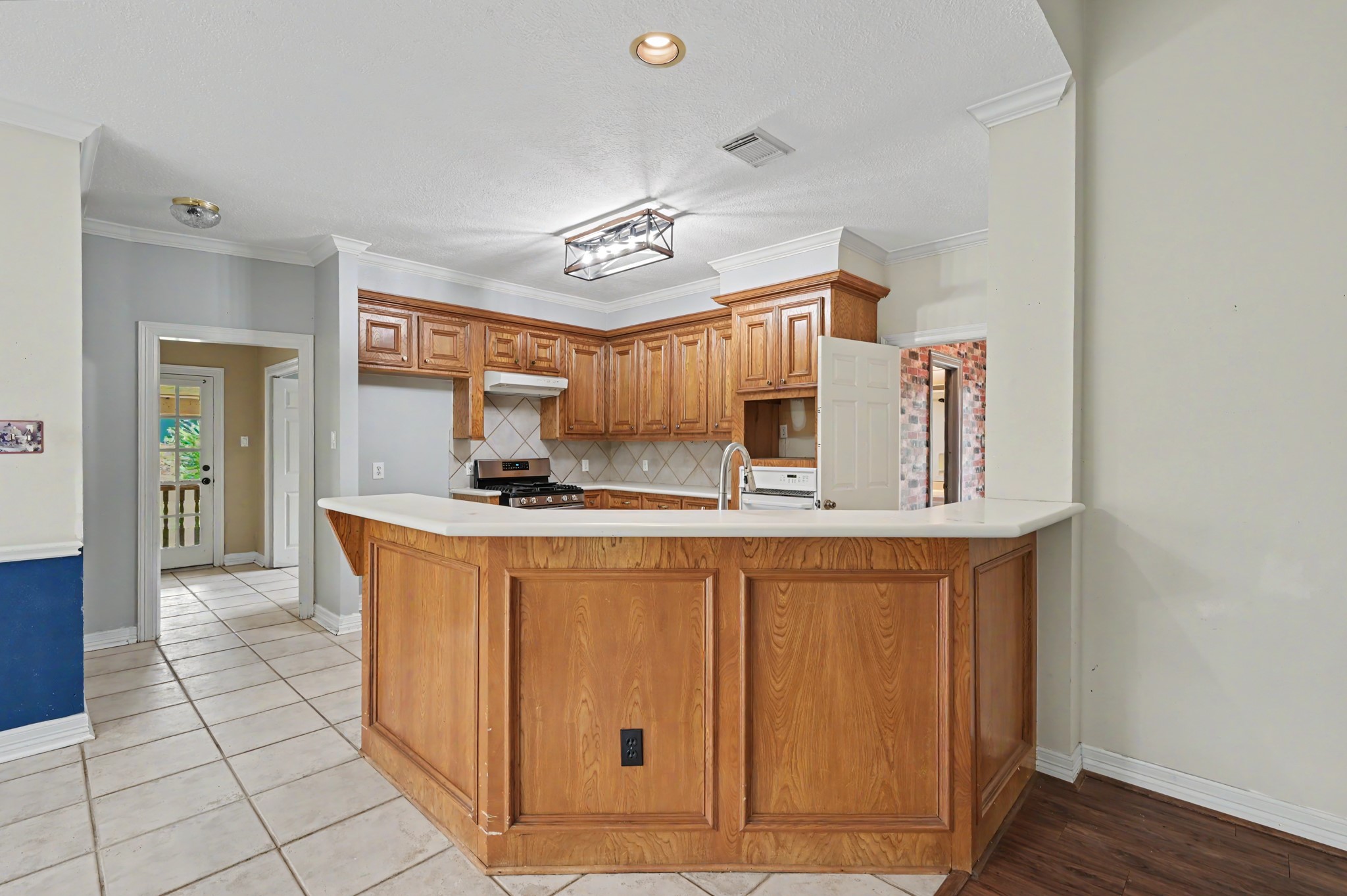 16440 Holly Street Property Photo 19