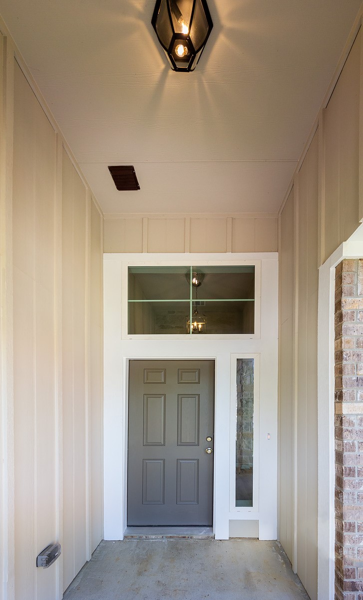 3305 Rolling View Court Property Photo 4