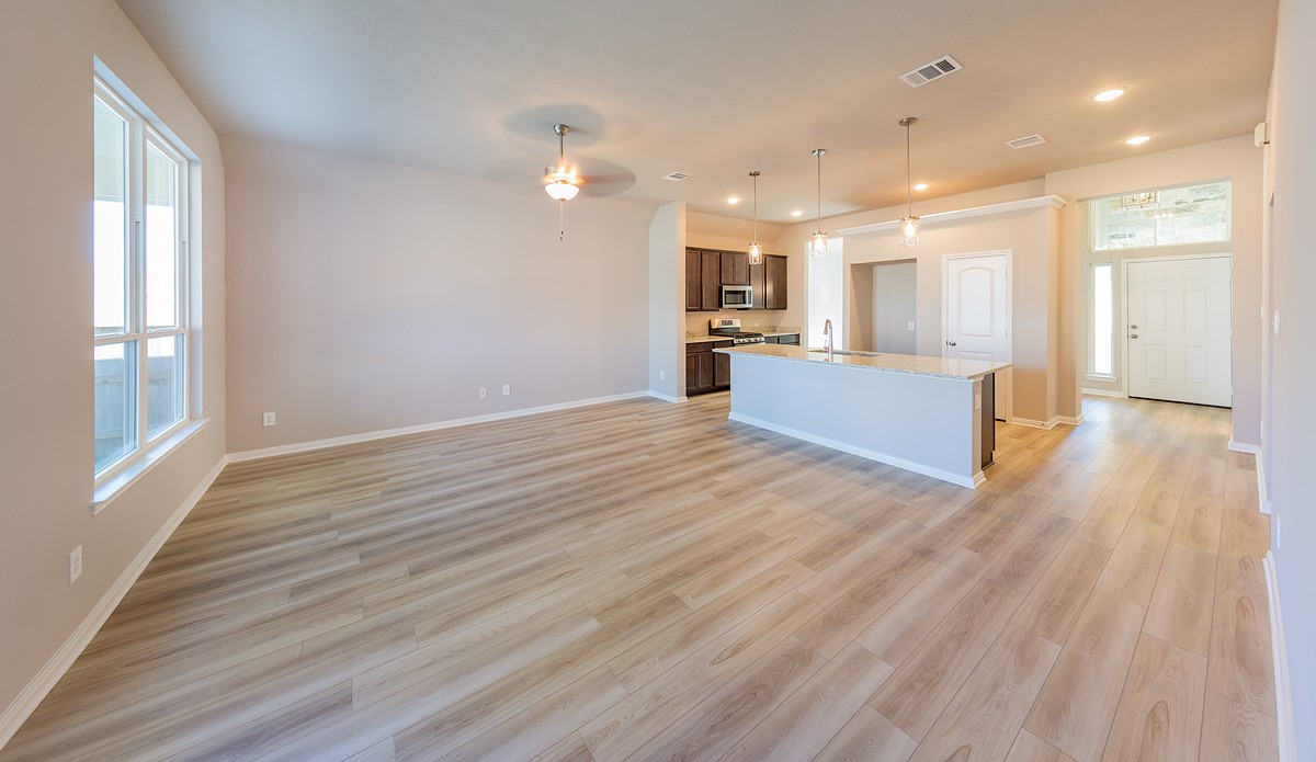 3305 Rolling View Court Property Photo 14