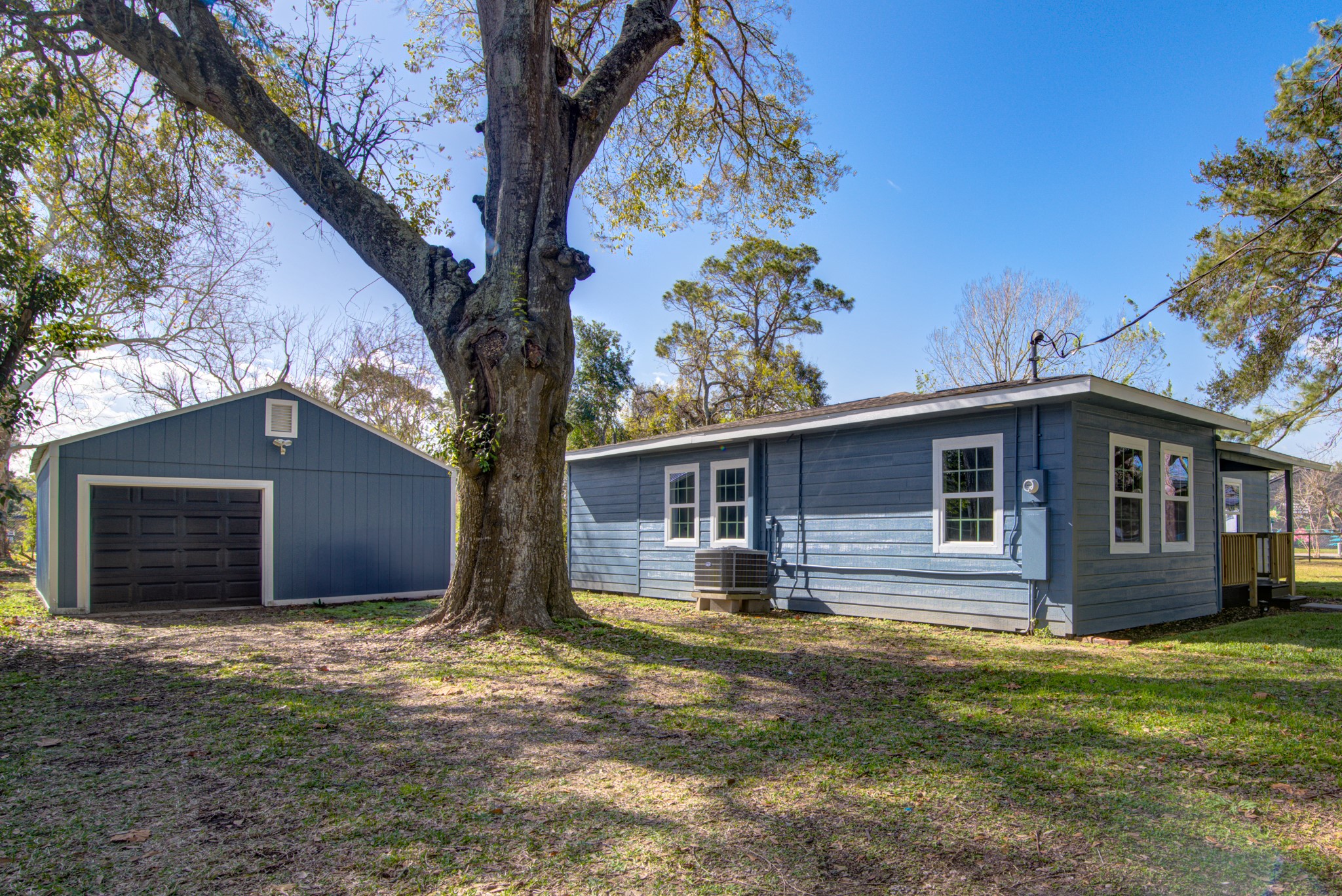 1111 Robinson Street Property Photo 17