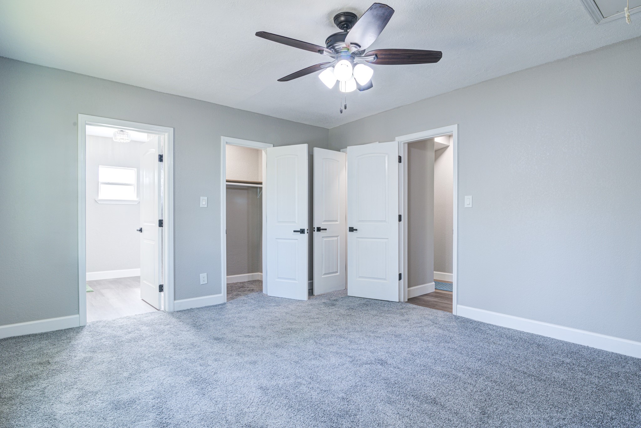 1111 Robinson Street Property Photo 29