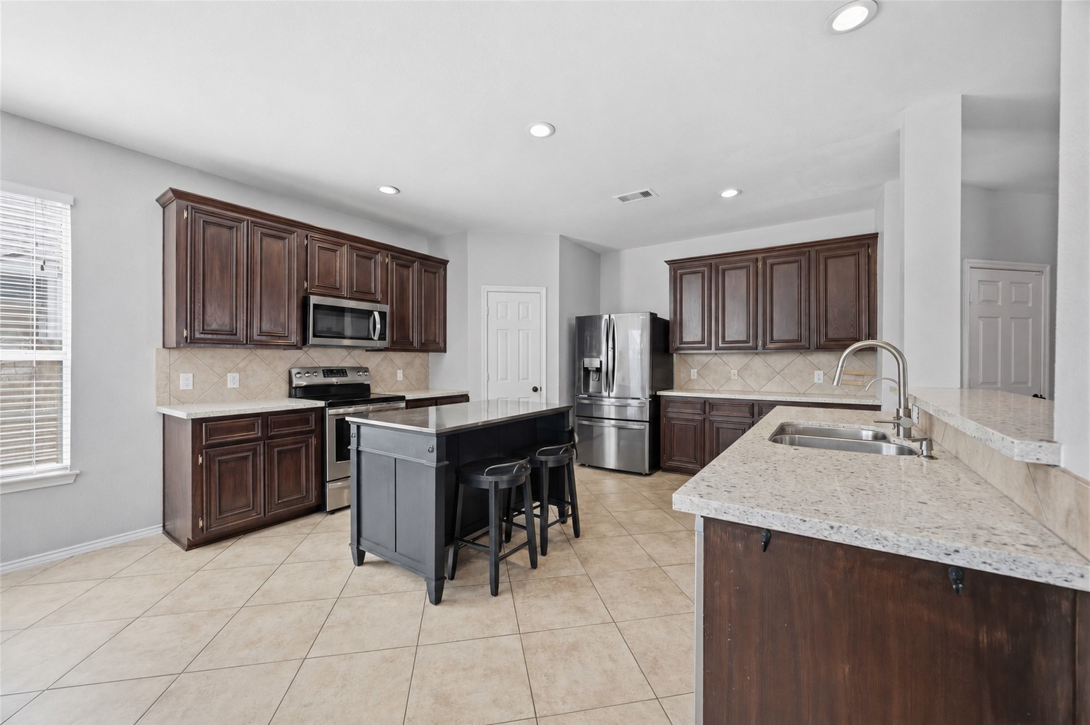 6110 Fulton Meadows Lane Property Photo 10