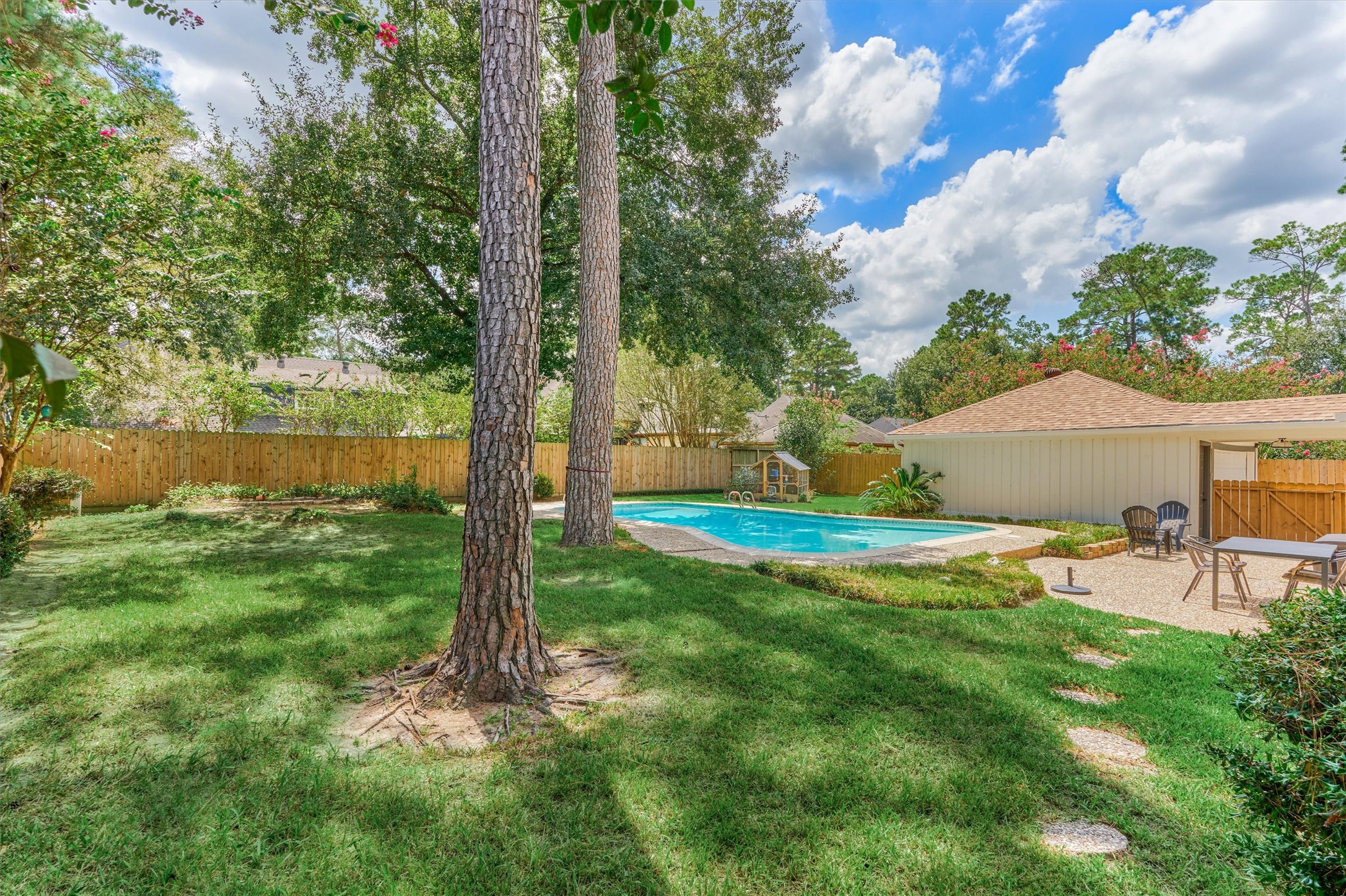 6307 Hickorycrest Drive Property Photo 34