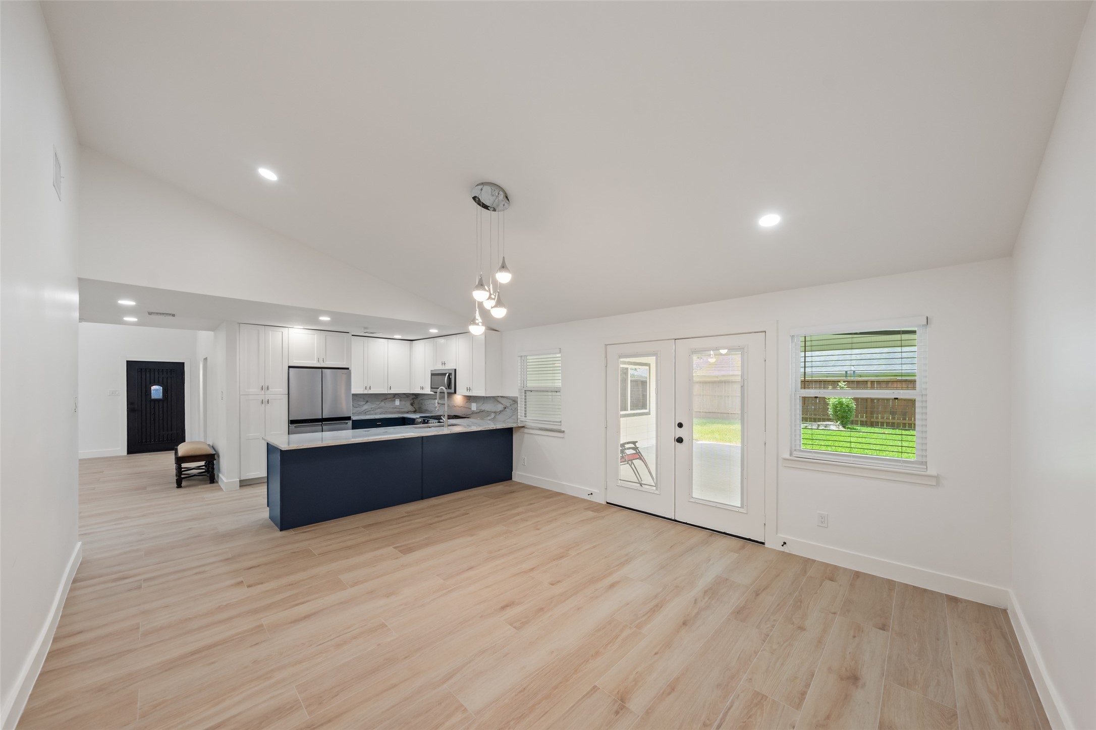 9323 Portal Drive Property Photo 8