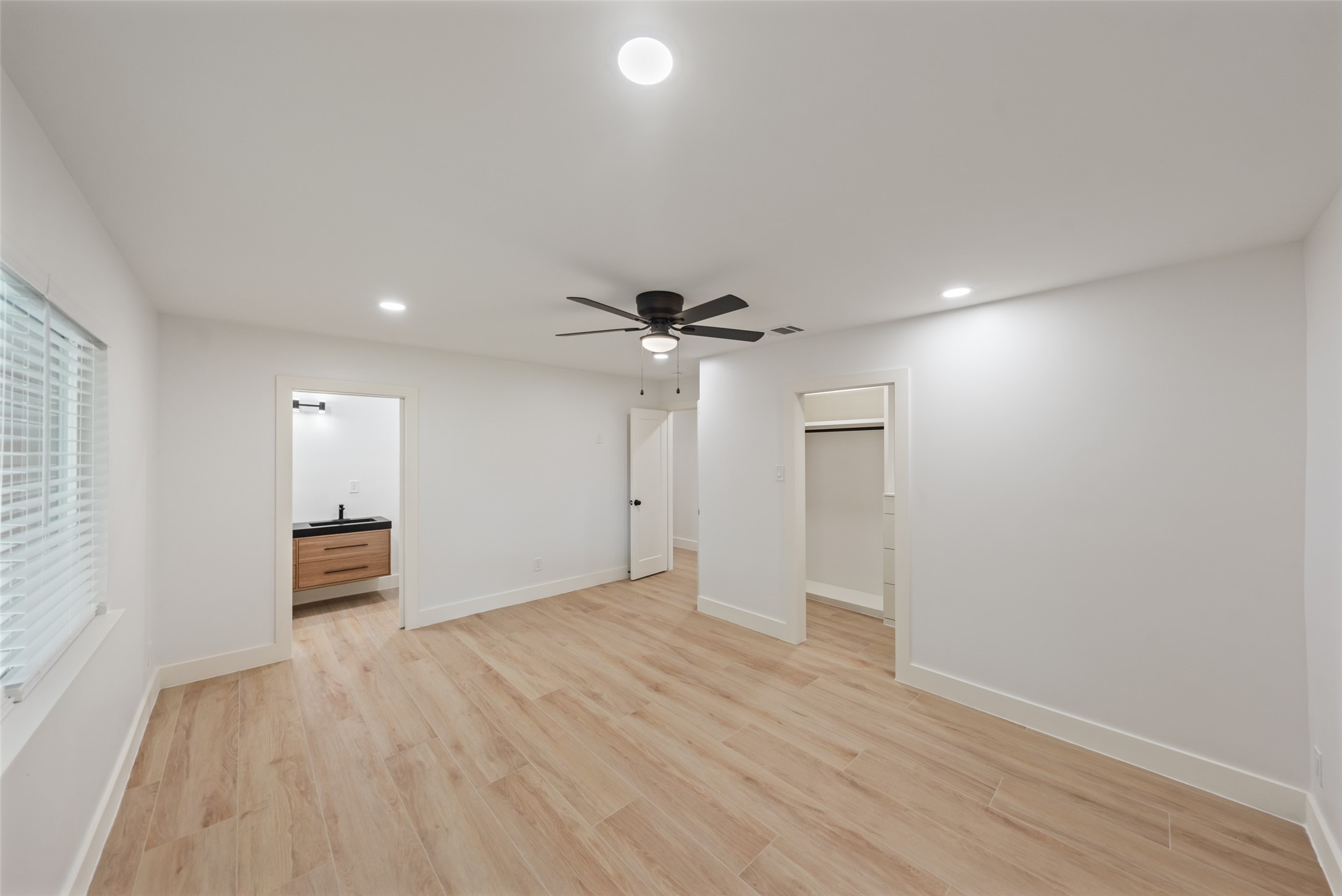 9323 Portal Drive Property Photo 19