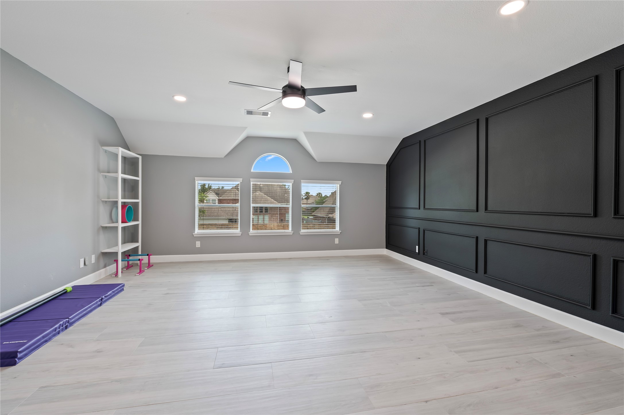1565 Segovia Drive Property Photo 28