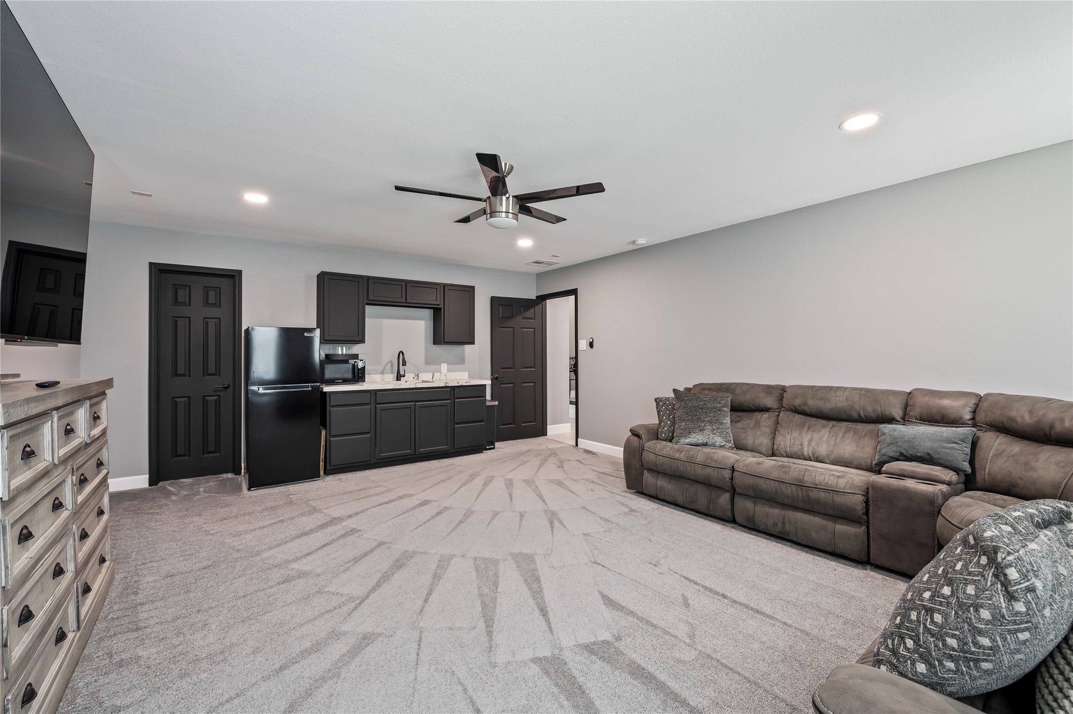1565 Segovia Drive Property Photo 29