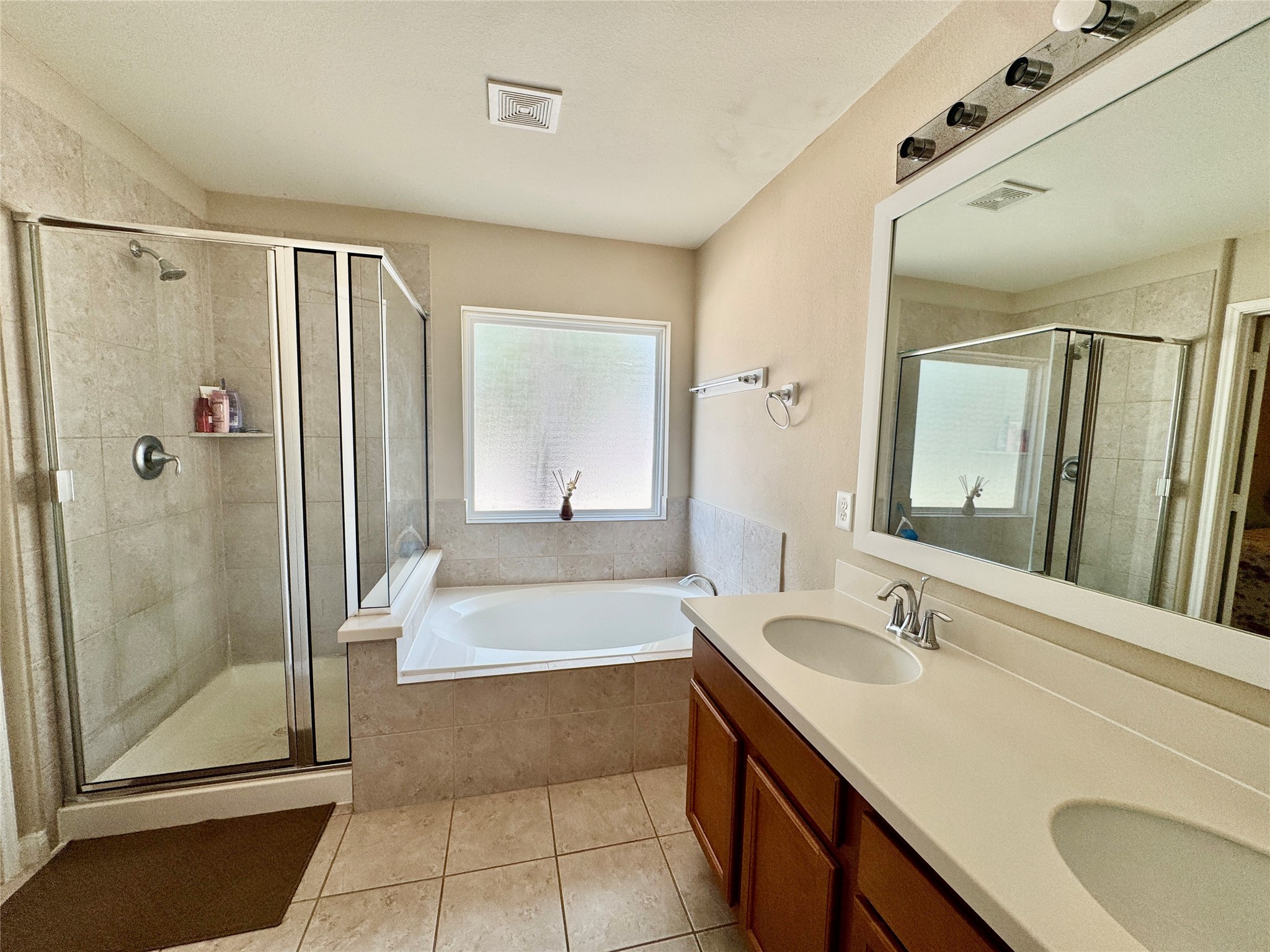 2302 Corry Crest Circle Property Photo 10