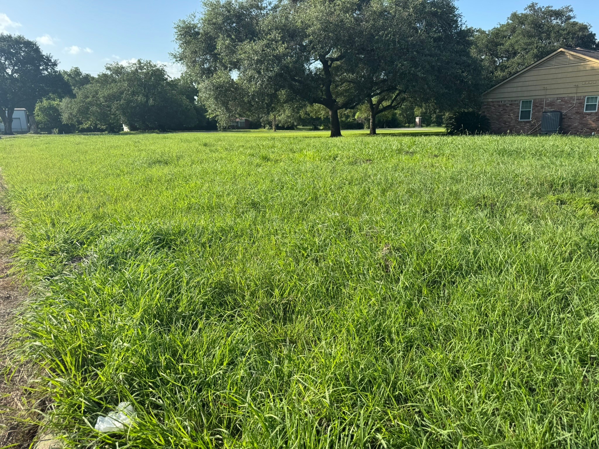 2827 Golf Crest Drive Property Photo 1