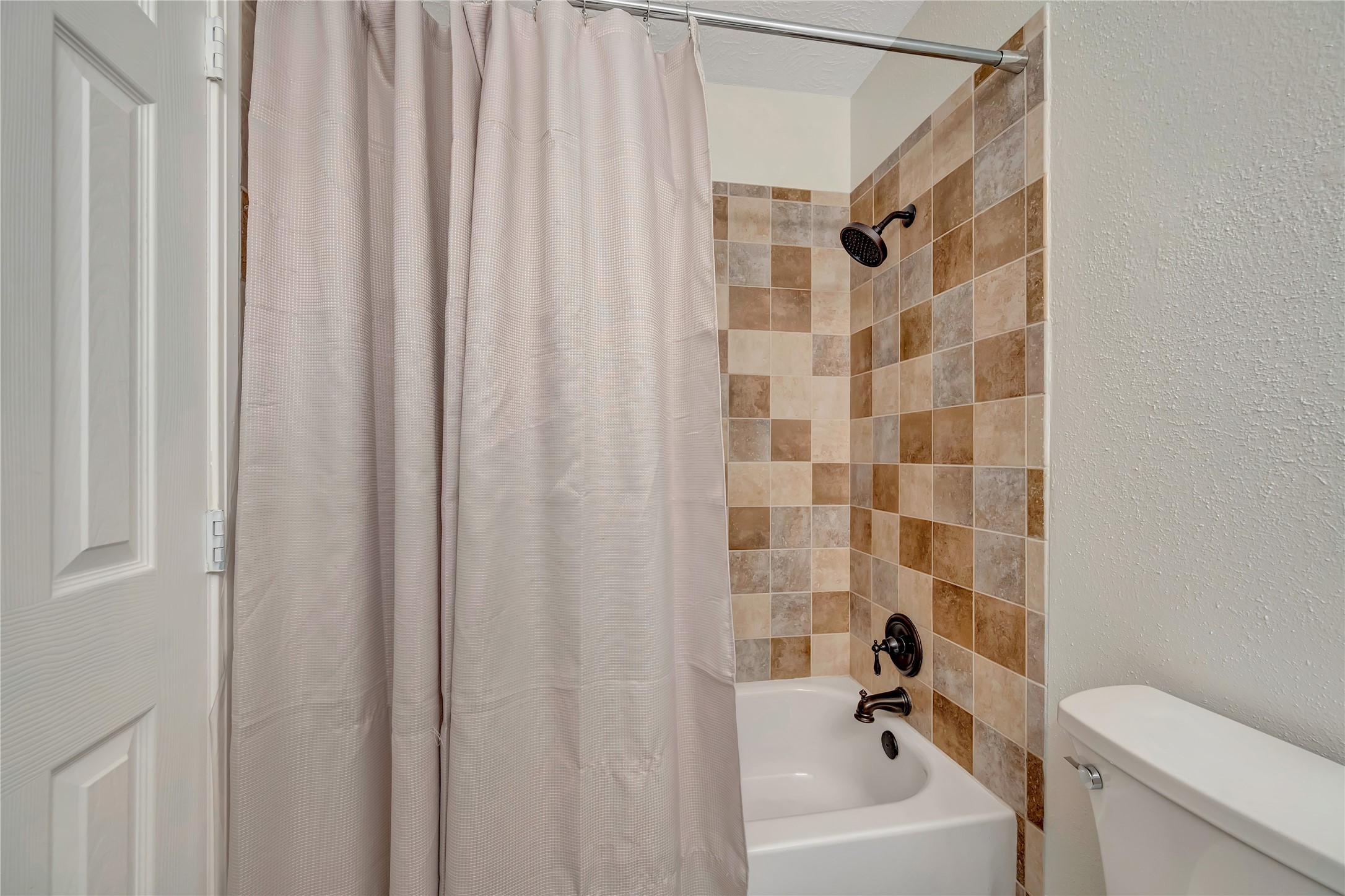 109 Country Lane Property Photo 27