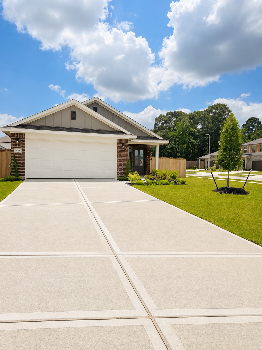 9304 Hard Rock Road Property Photo 1