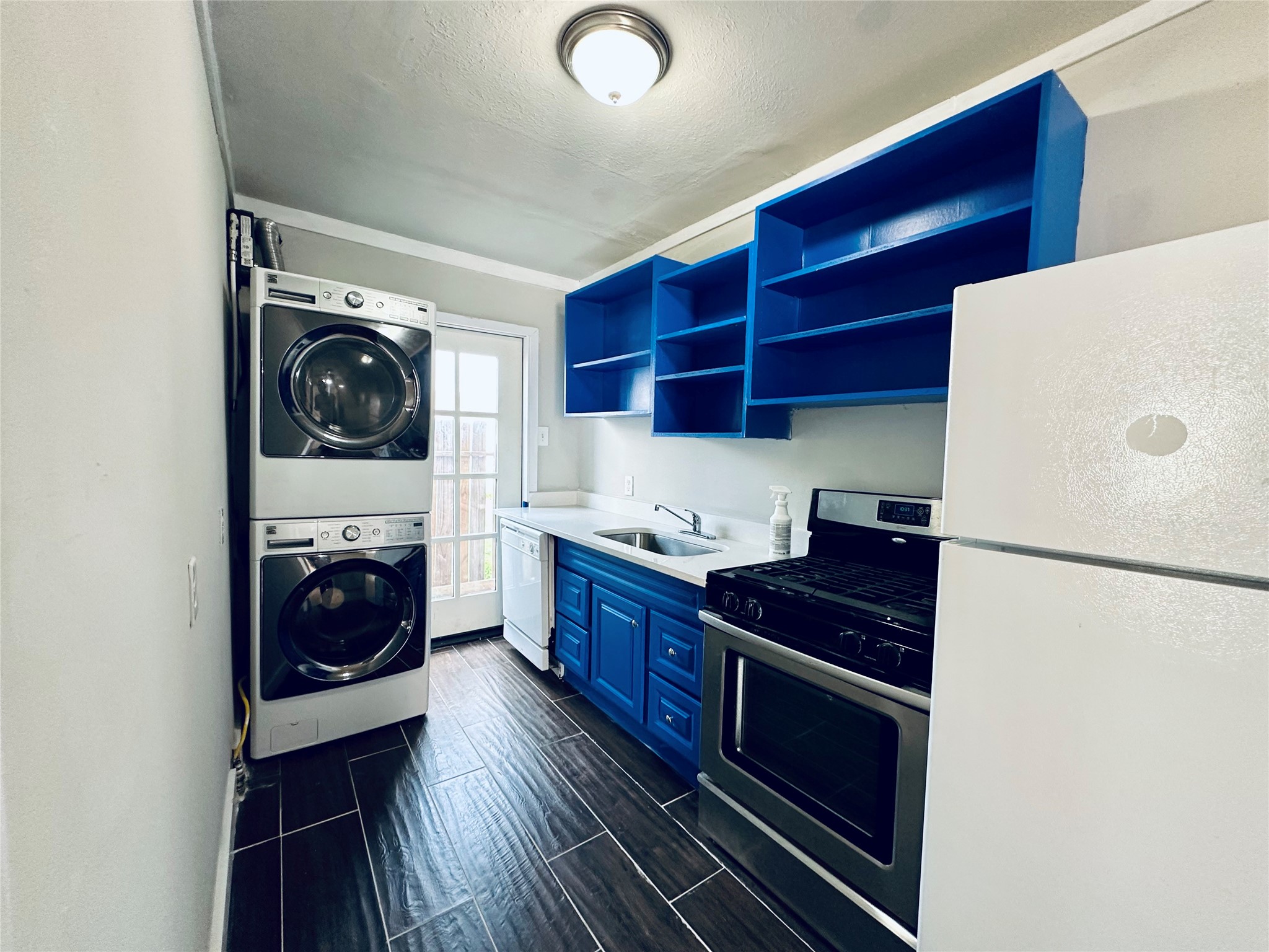 1 Sidney Street 1 Property Photo 1