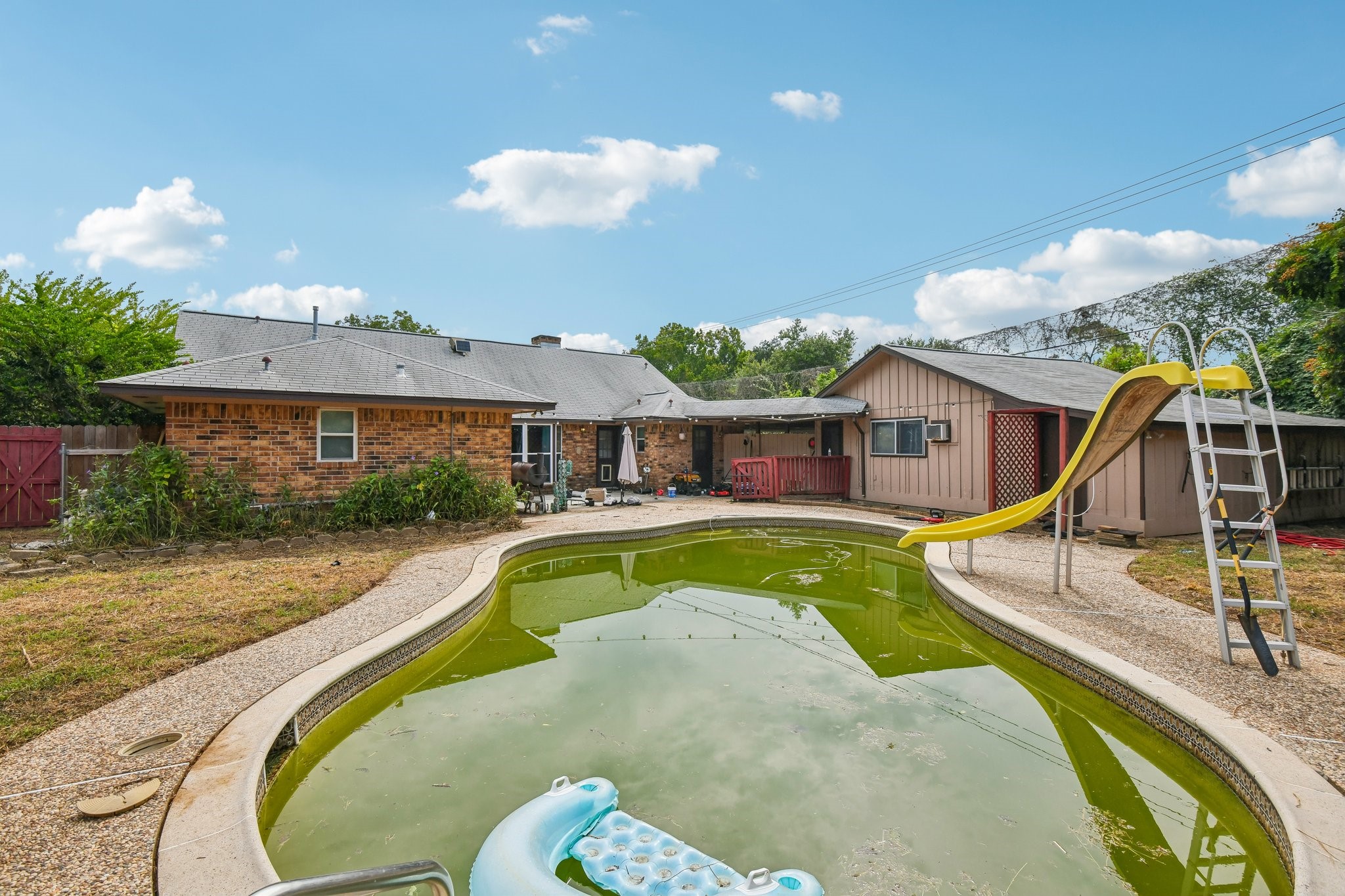 401 Southern Oaks Drive Property Photo 40
