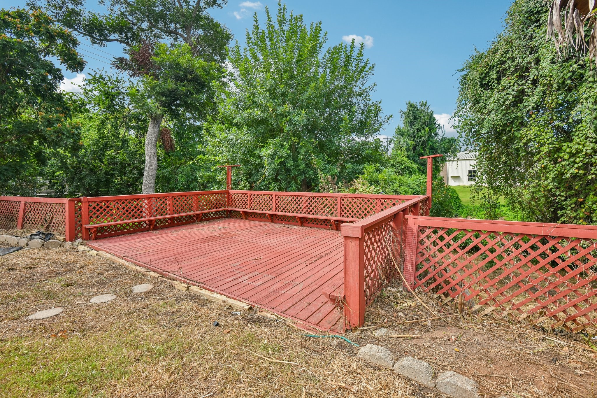 401 Southern Oaks Drive Property Photo 42
