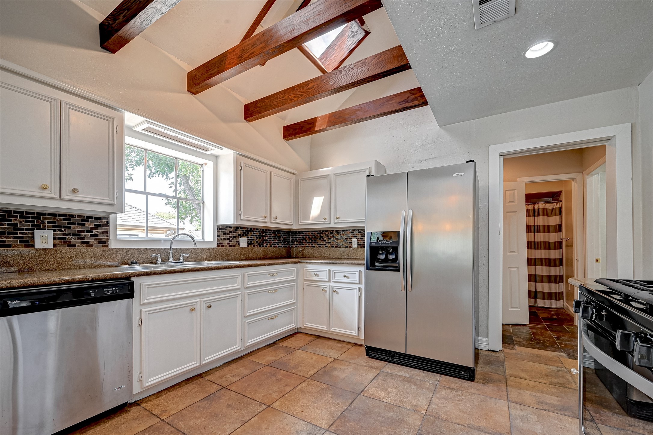 817 Eleanor Street Property Photo 16
