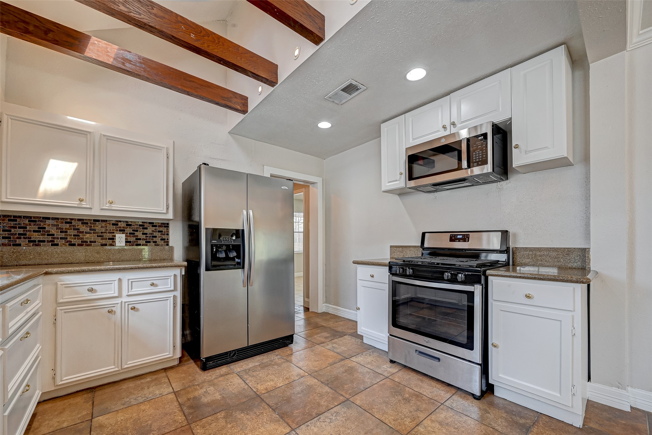 817 Eleanor Street Property Photo 17