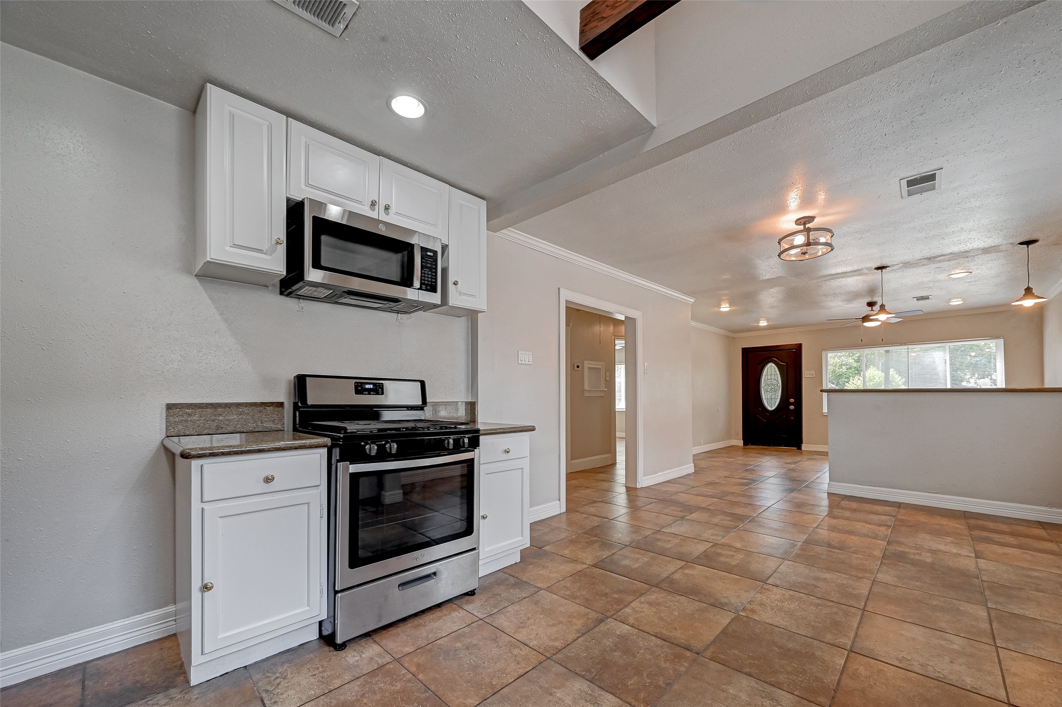 817 Eleanor Street Property Photo 18