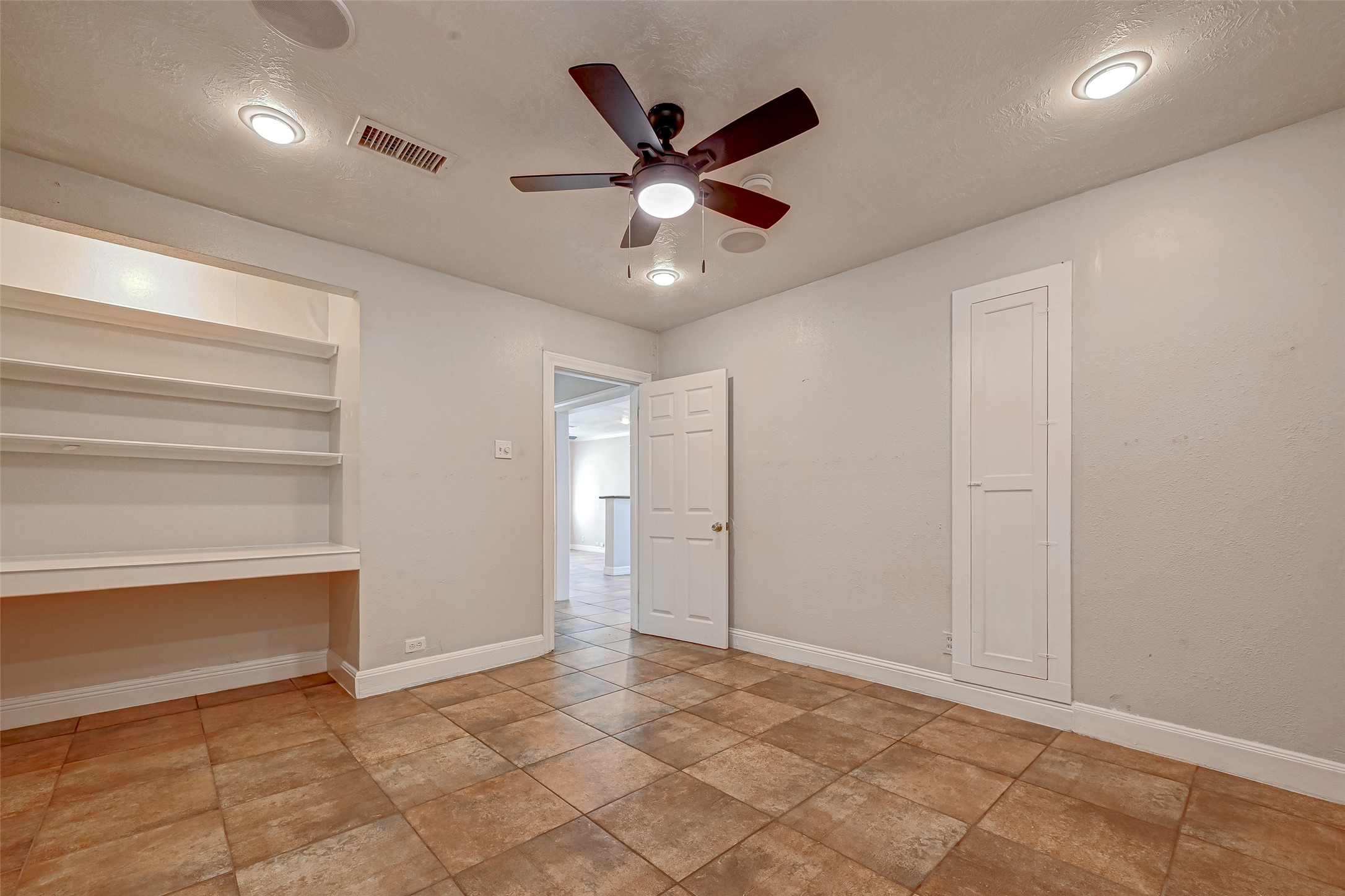 817 Eleanor Street Property Photo 31
