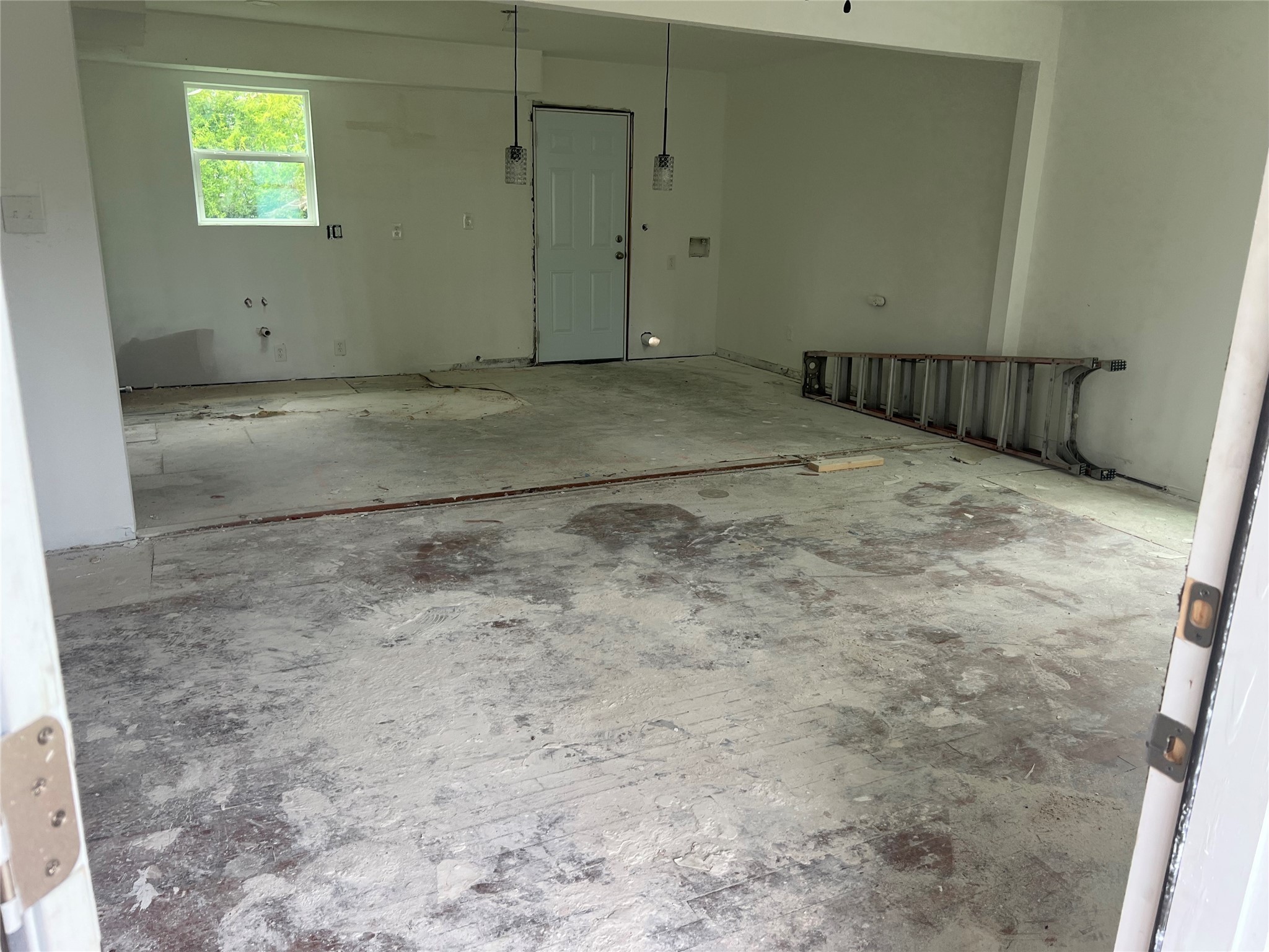 4526 Edfield Street Property Photo 2