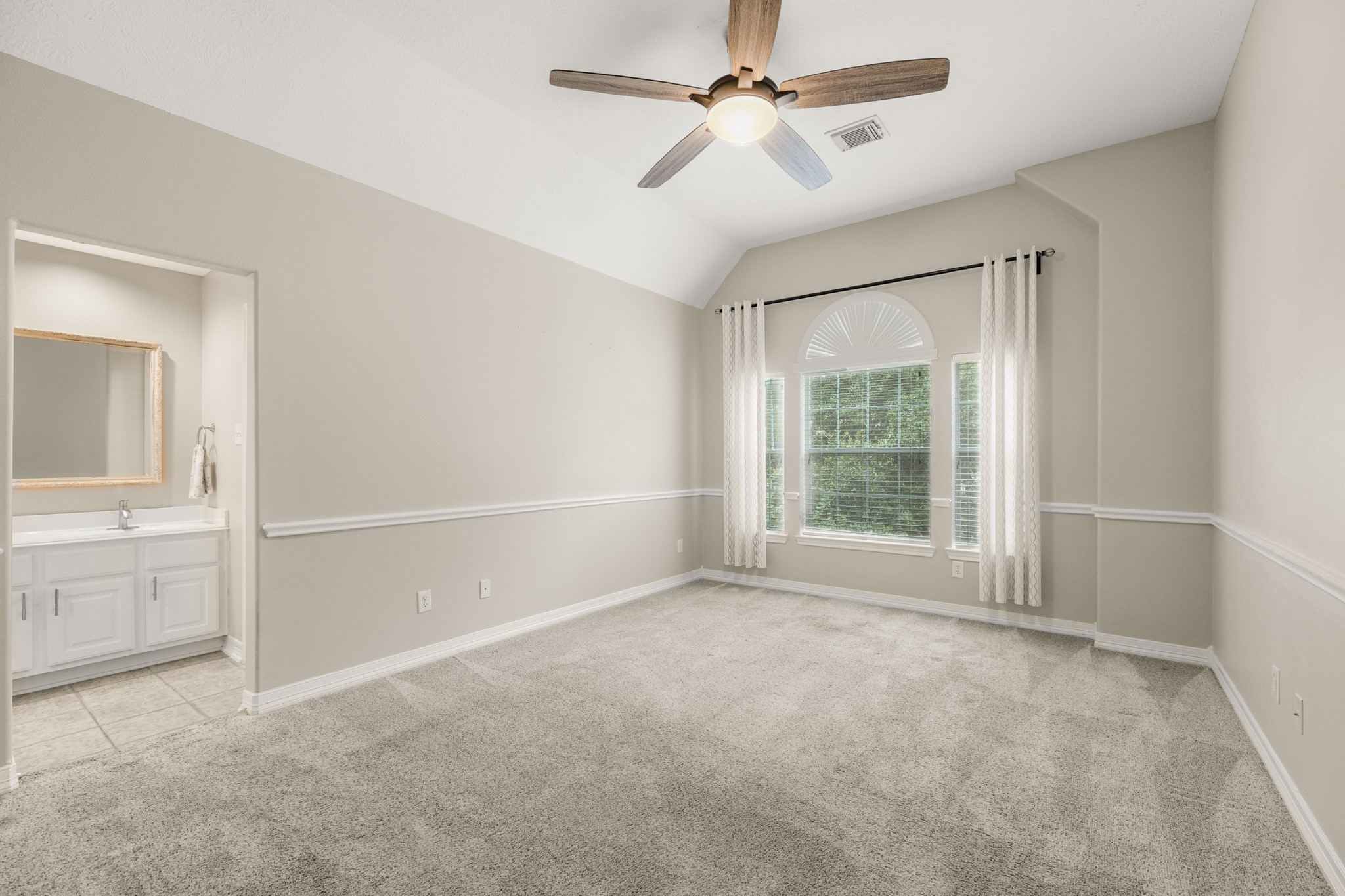 15519 Marble Canyon Way Property Photo 41