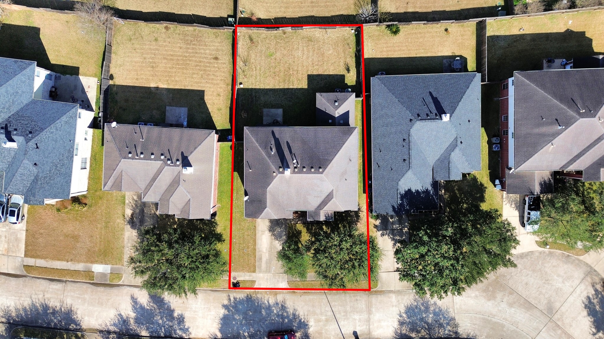 5519 Gatesprings Lane Property Photo 3