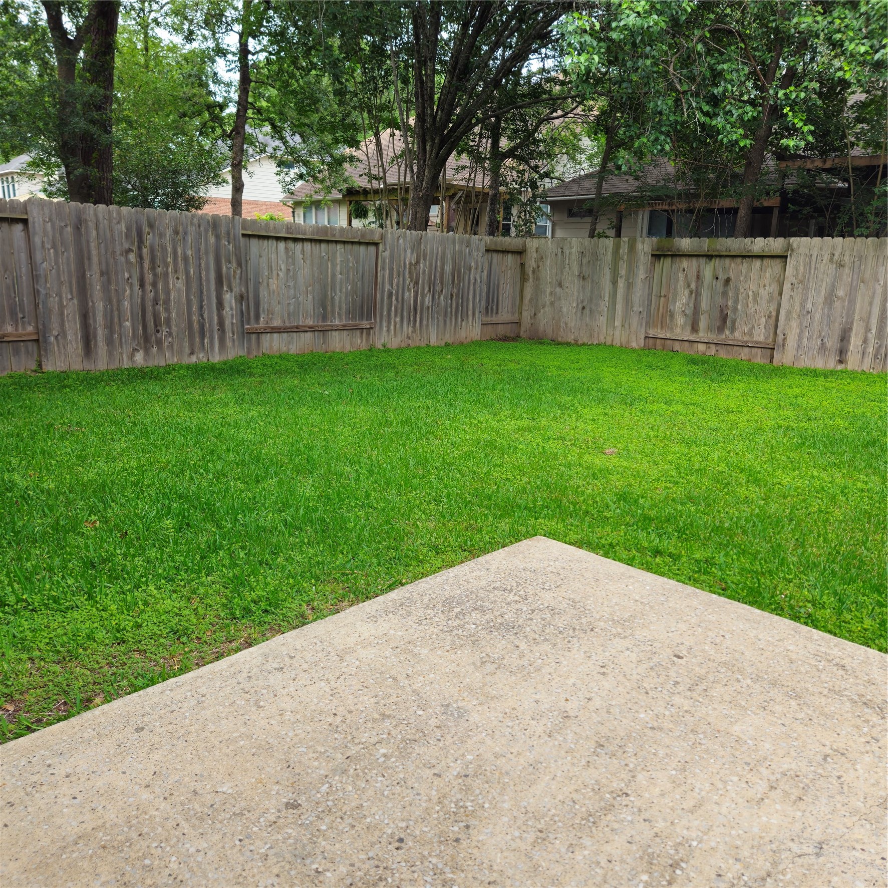 42 Drifting Shadows Circle Property Photo 16