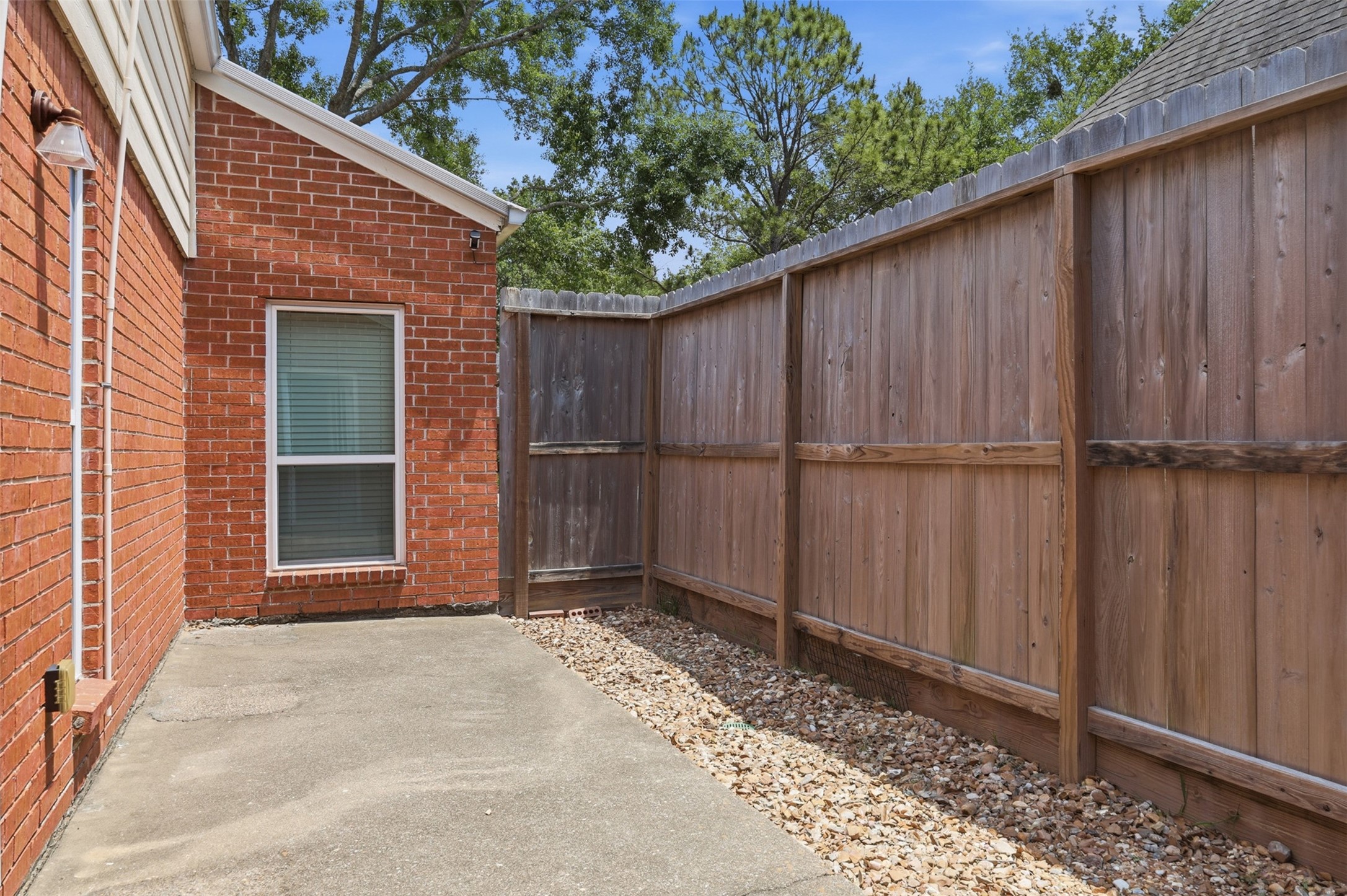 1022 Trapper Hill Drive Property Photo 13