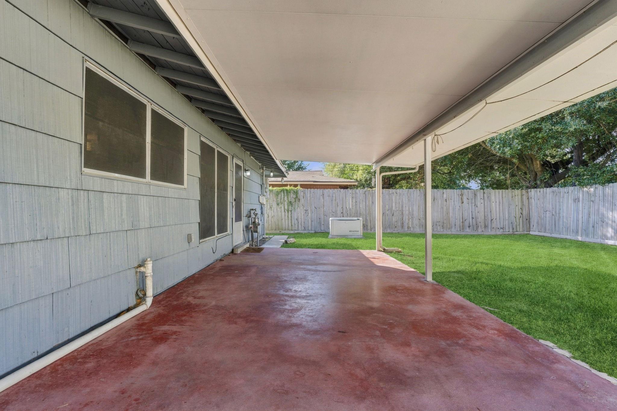 5747 Thrush Drive, Houston Tx 77033 Property Photo 38