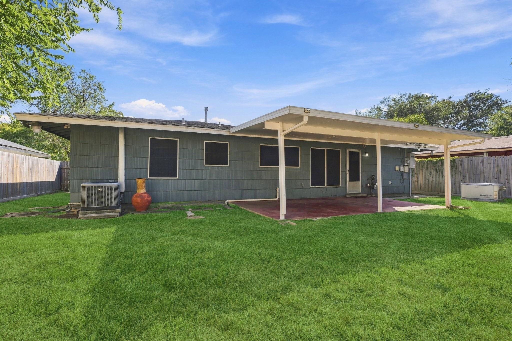 5747 Thrush Drive, Houston Tx 77033 Property Photo 39