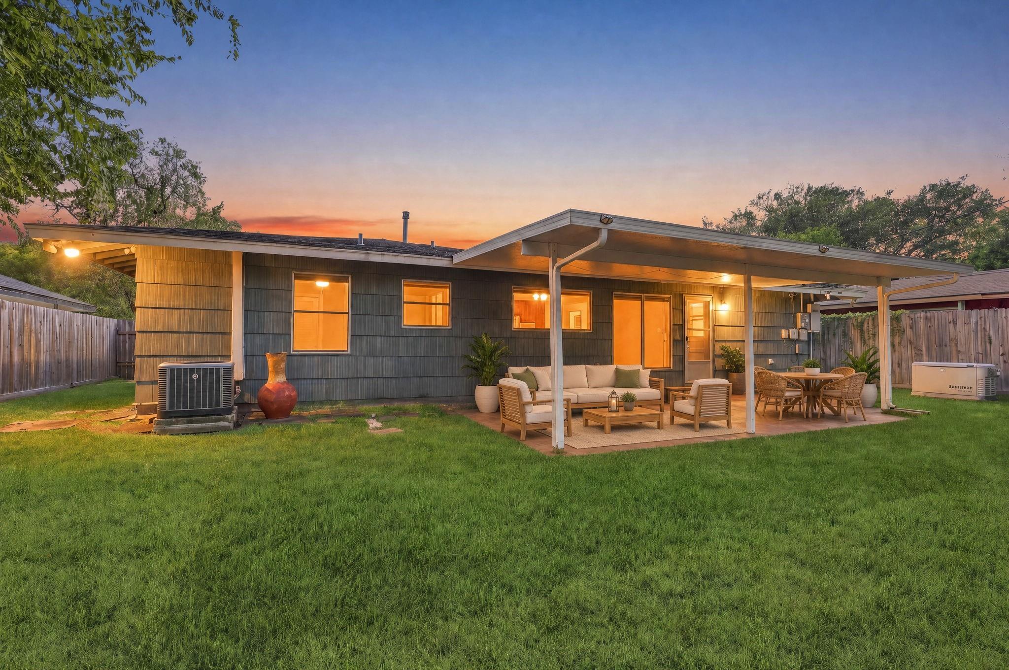 5747 Thrush Drive, Houston Tx 77033 Property Photo 40