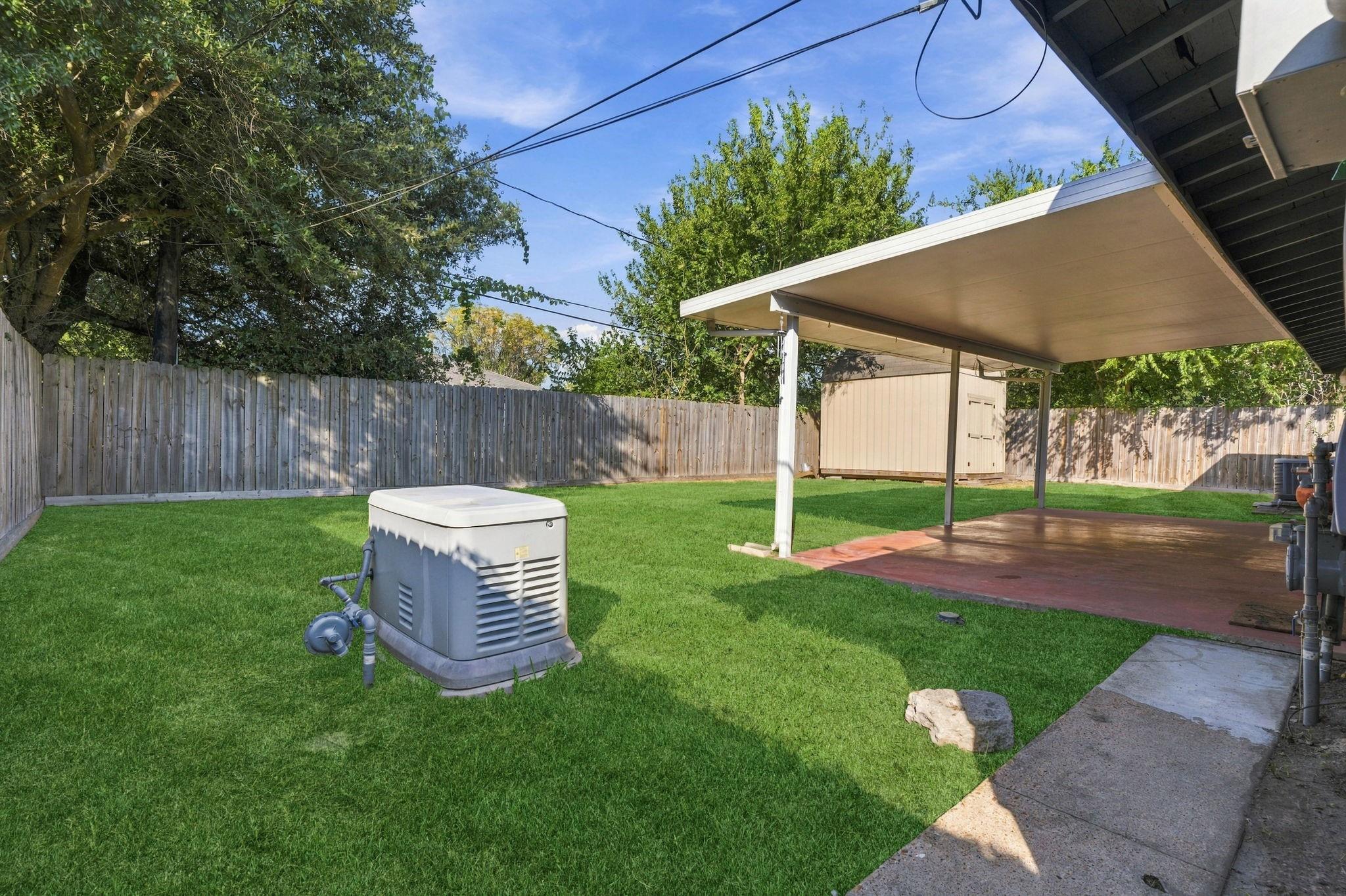 5747 Thrush Drive, Houston Tx 77033 Property Photo 43
