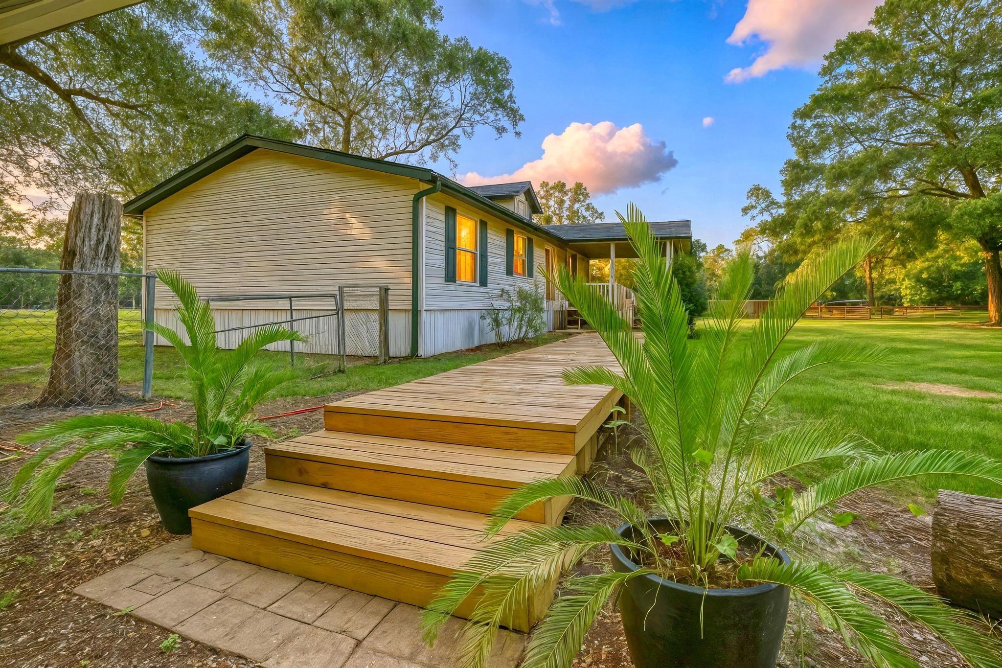 5442 Woodland Drive, Orange Tx 77632 Property Photo 1