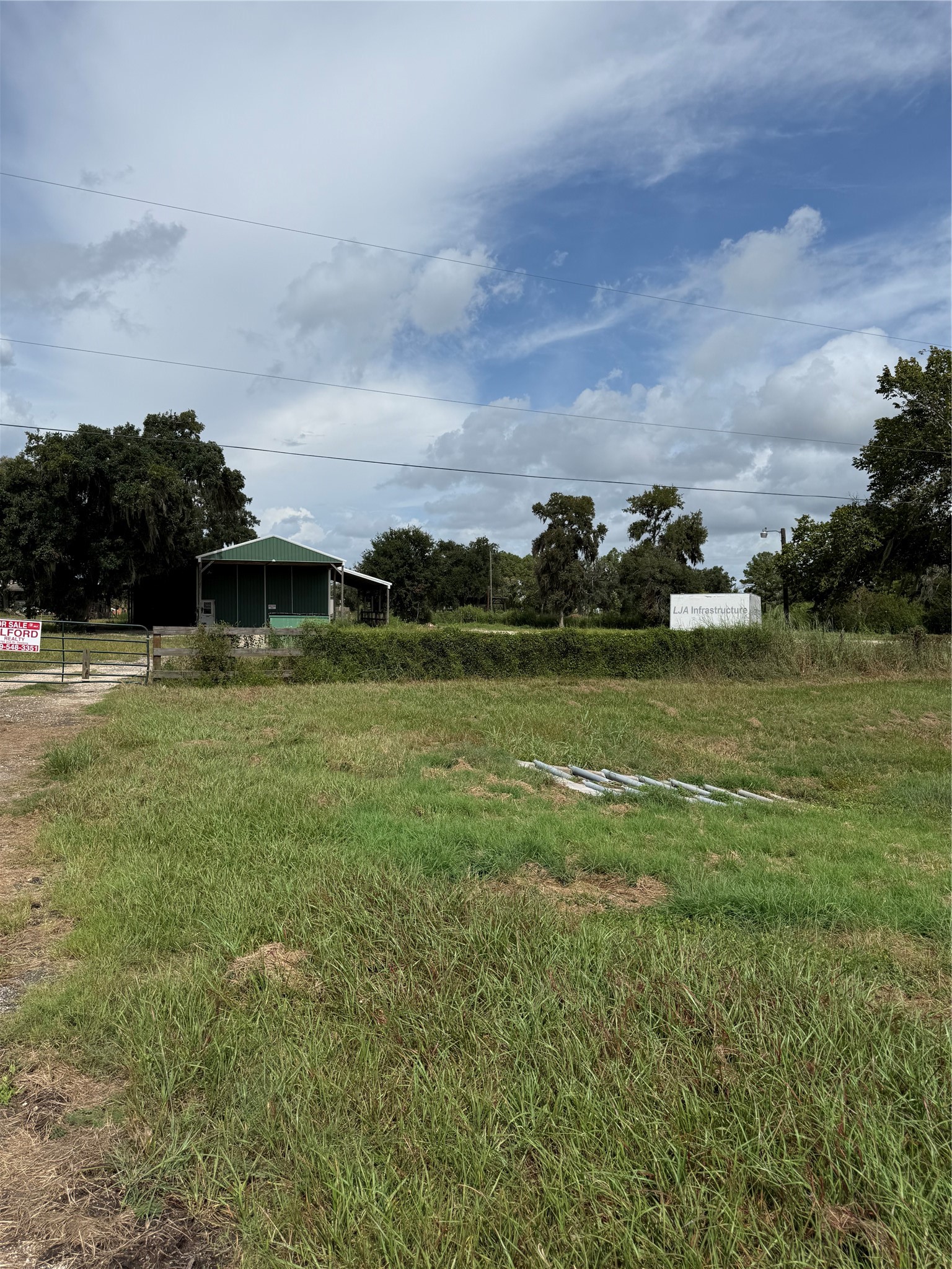 20432 Highway 35 Property Photo 13