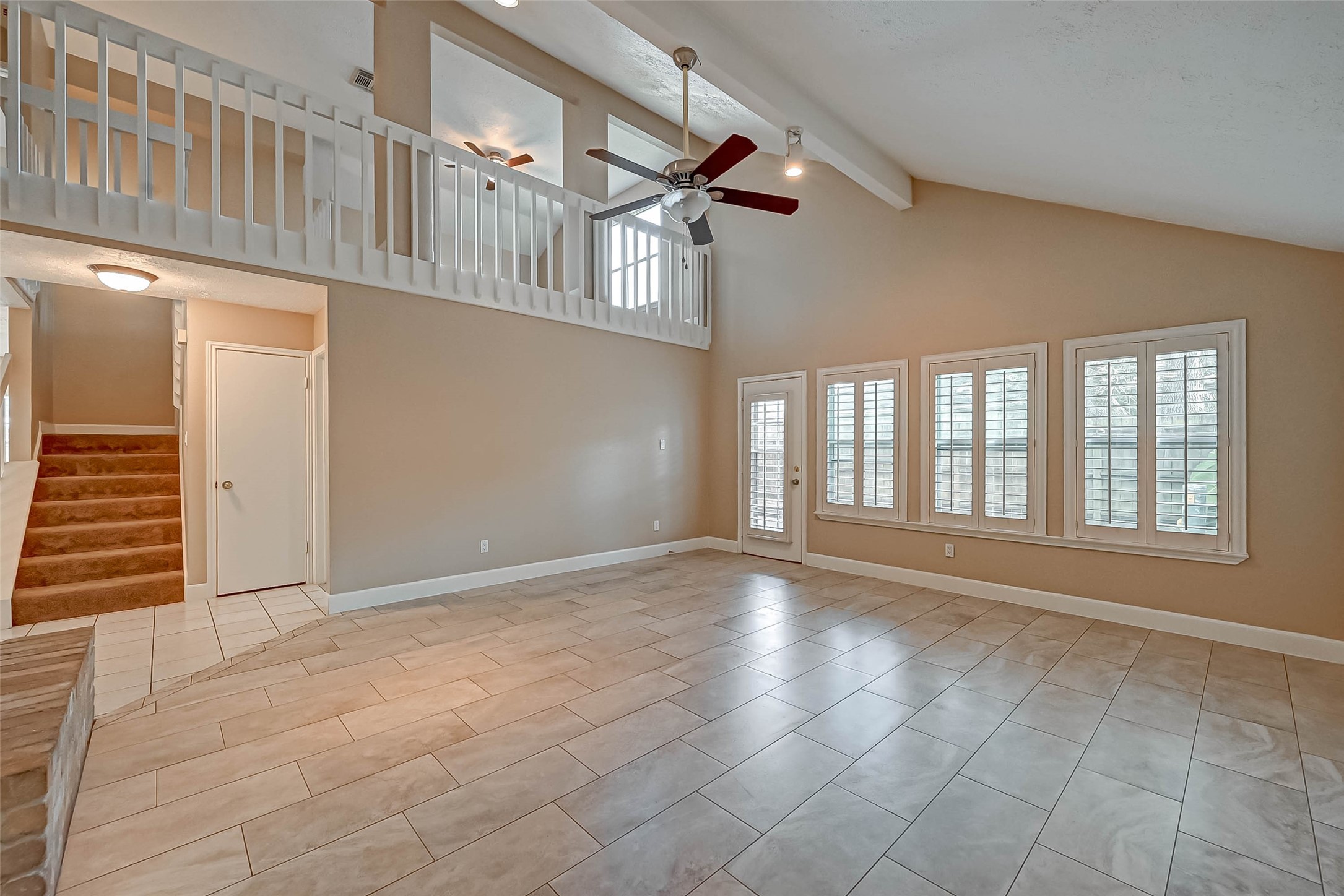 3510 Greenwood Dr Drive Property Photo 2