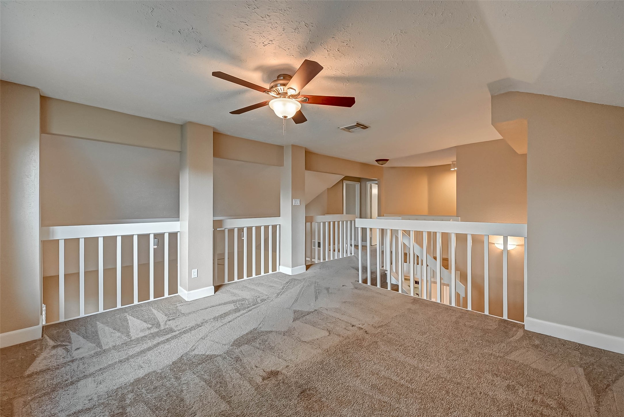 3510 Greenwood Dr Drive Property Photo 4